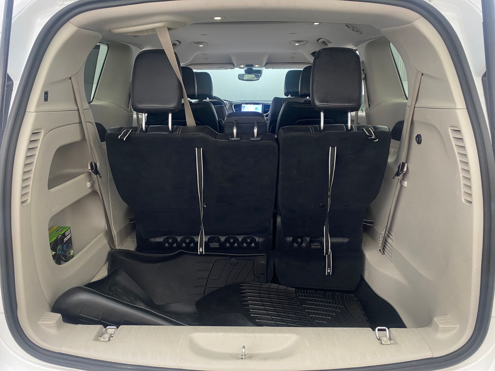 Thumbnail: 2022 Chrysler Pacifica - 6