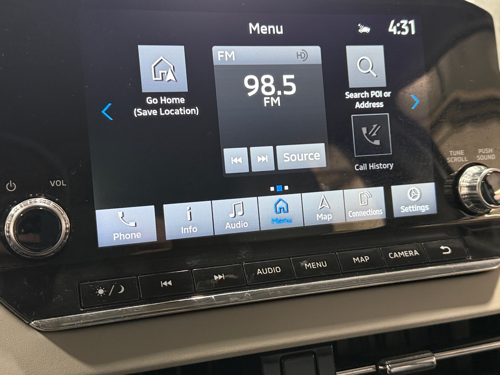 Thumbnail: 2023 Mitsubishi Outlander - 3