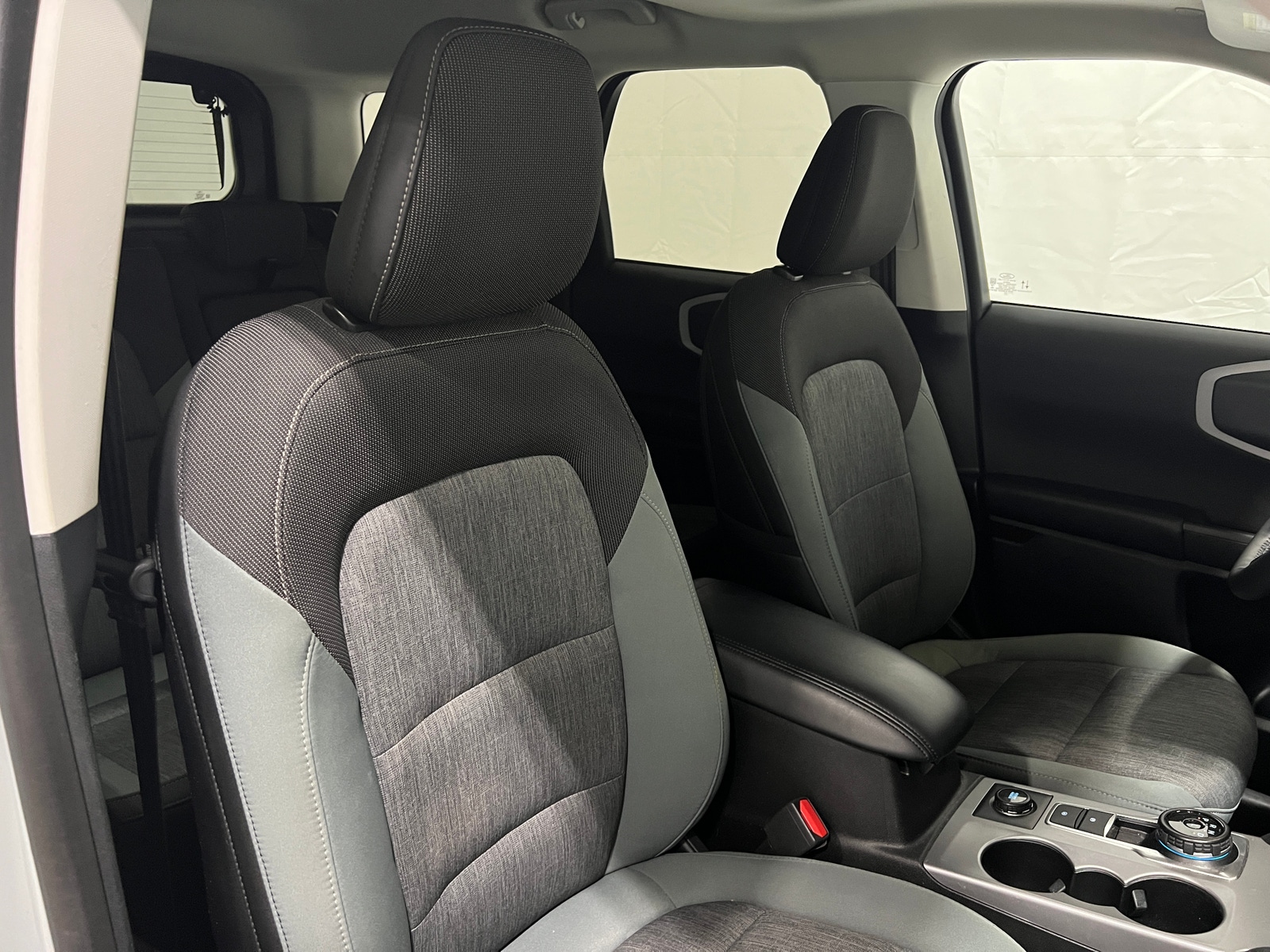 Thumbnail: 2022 Ford Bronco Sport - 2