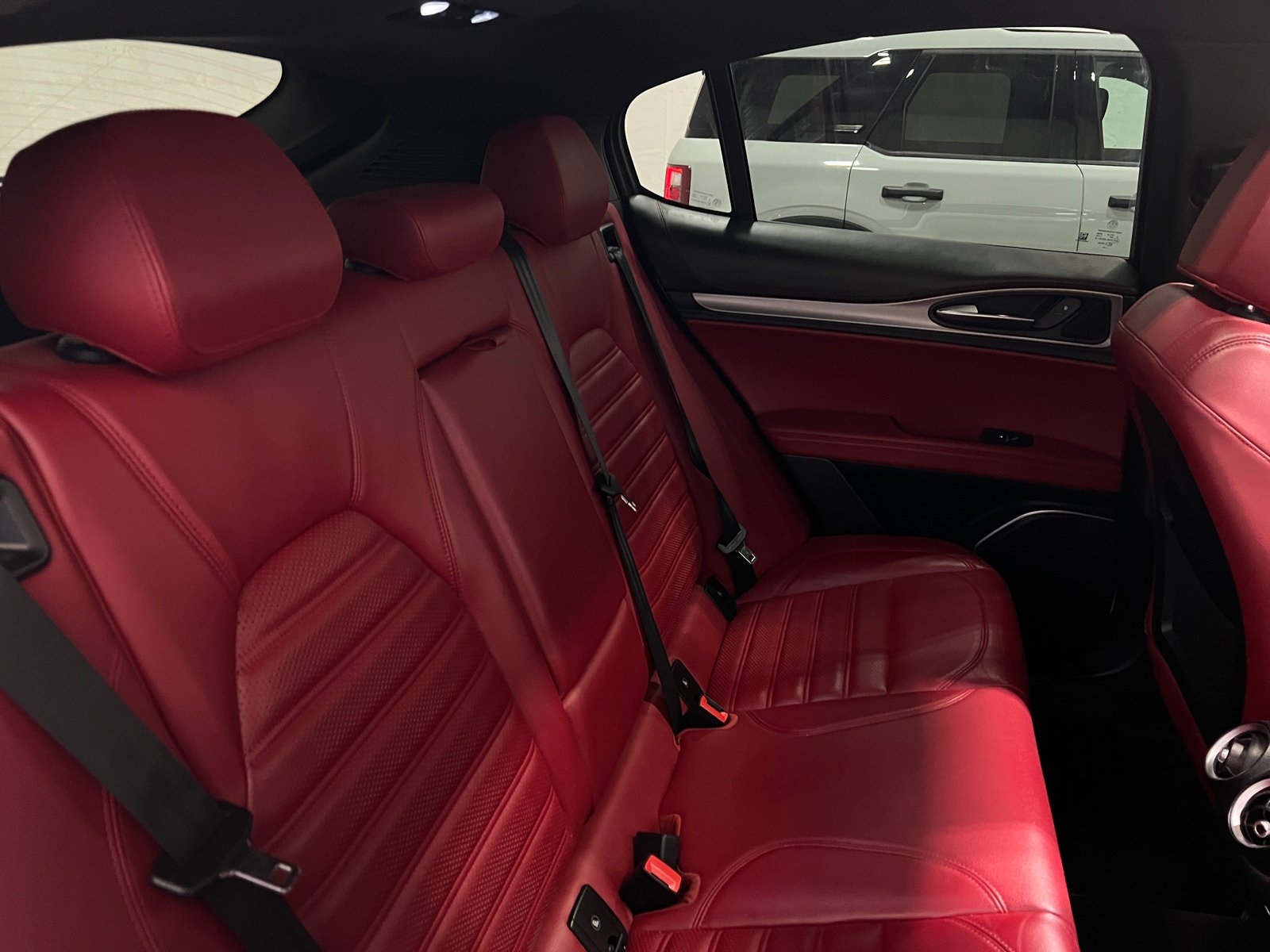 Thumbnail: 2020 Alfa Romeo Stelvio - 5