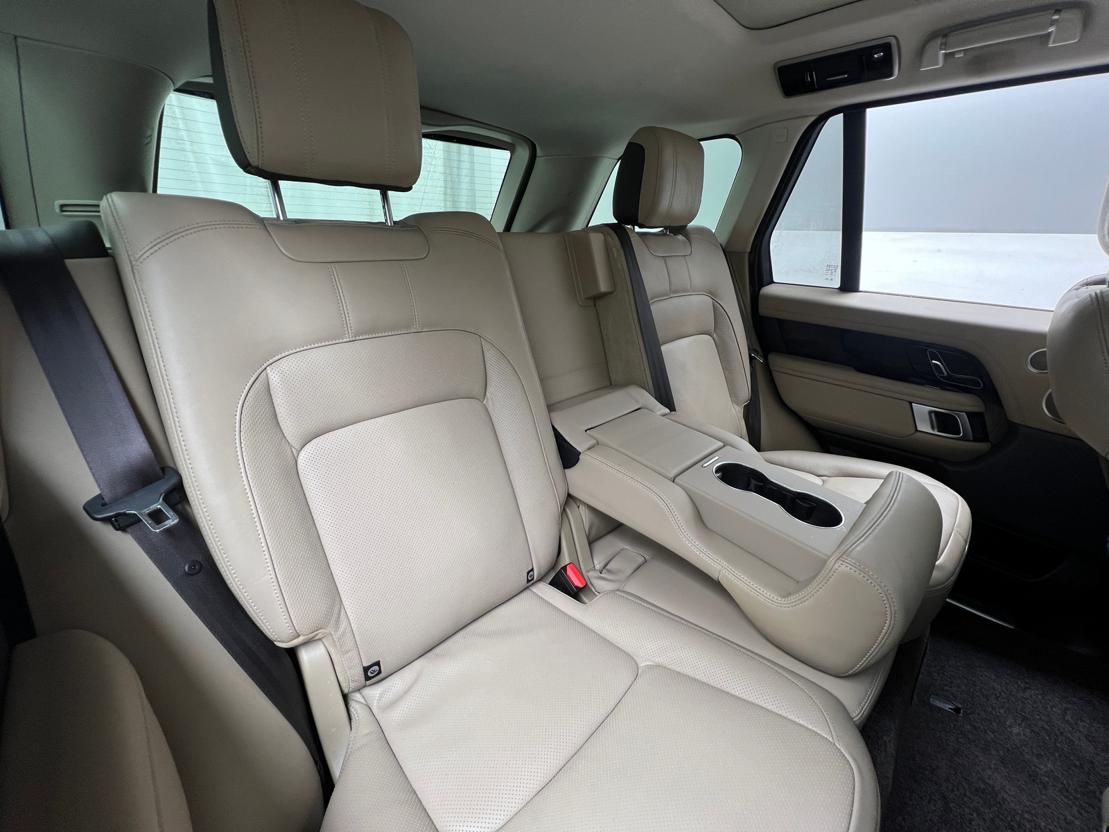 Thumbnail: 2021 Land Rover Range Rover - 5