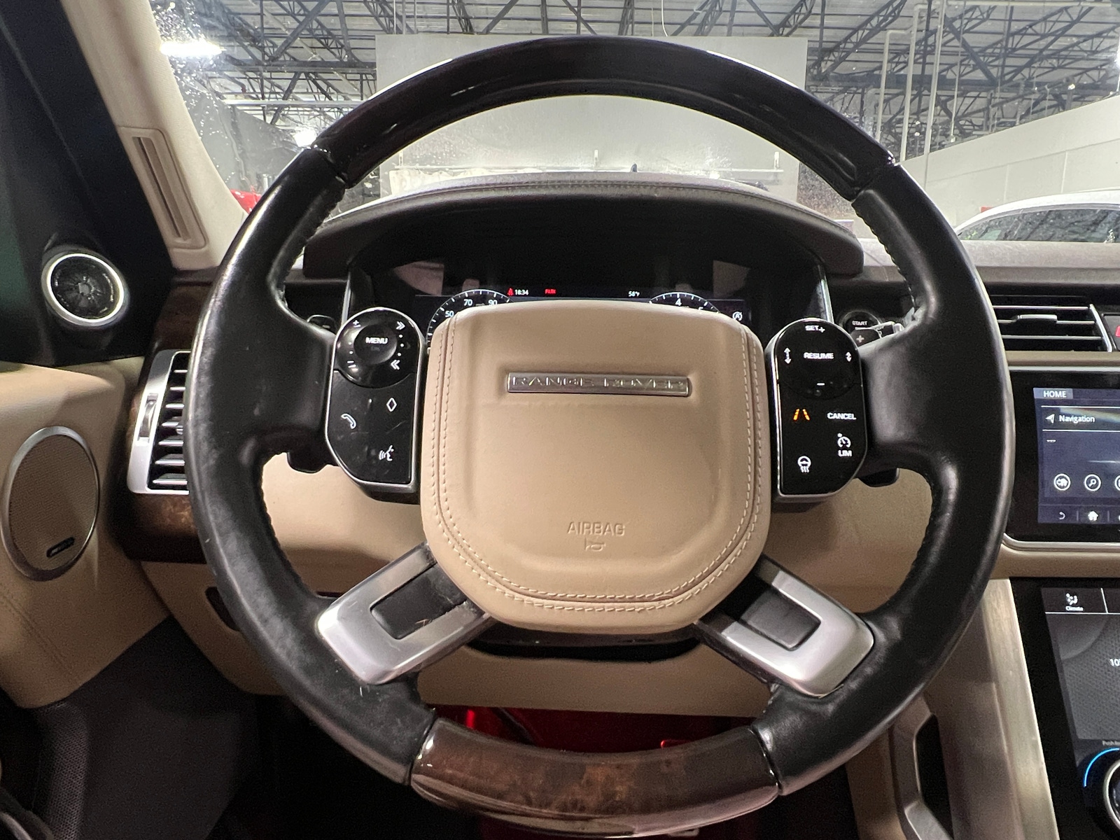 Thumbnail: 2021 Land Rover Range Rover - 4