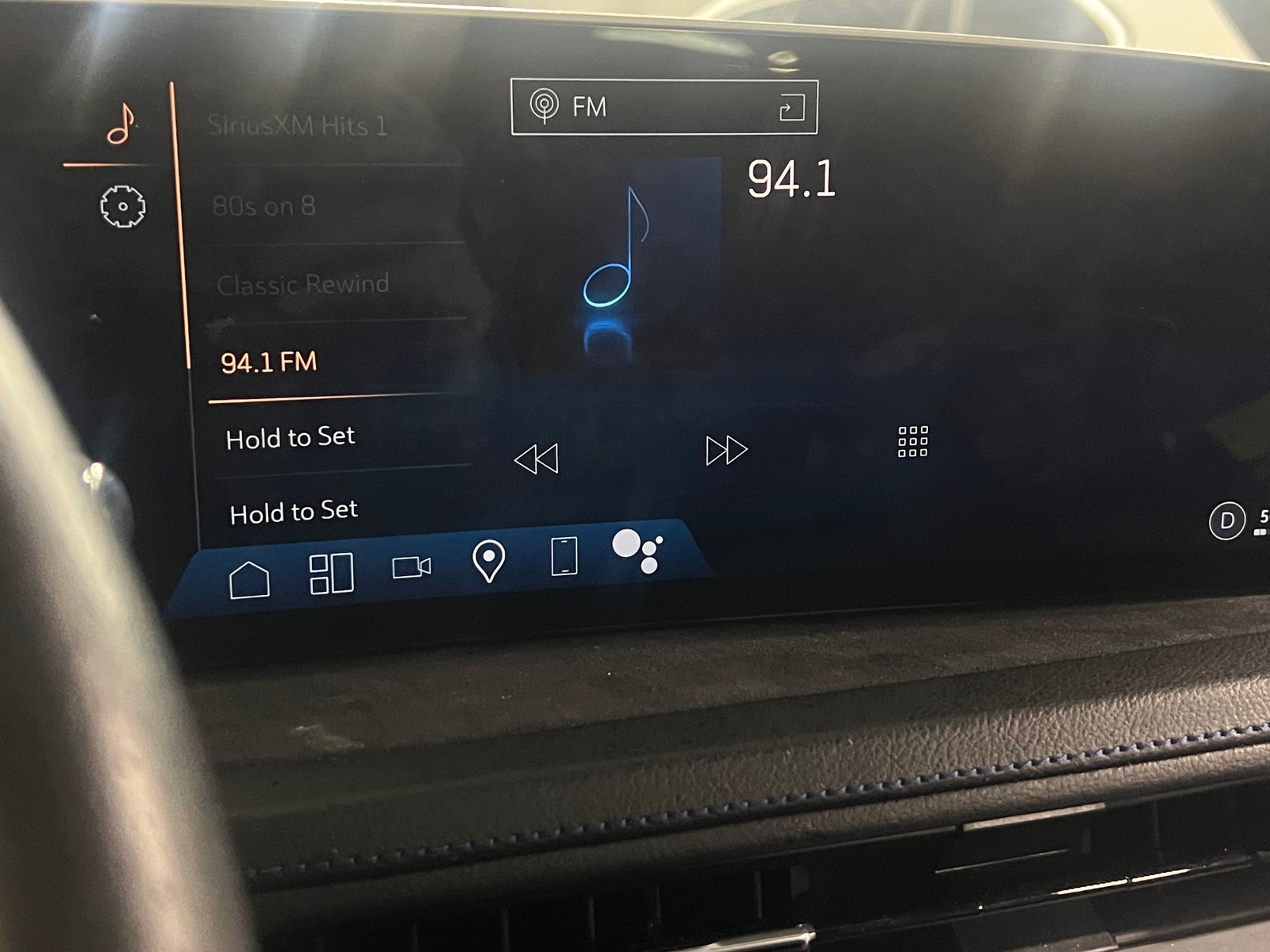 Thumbnail: 2025 Cadillac XT4 - 3