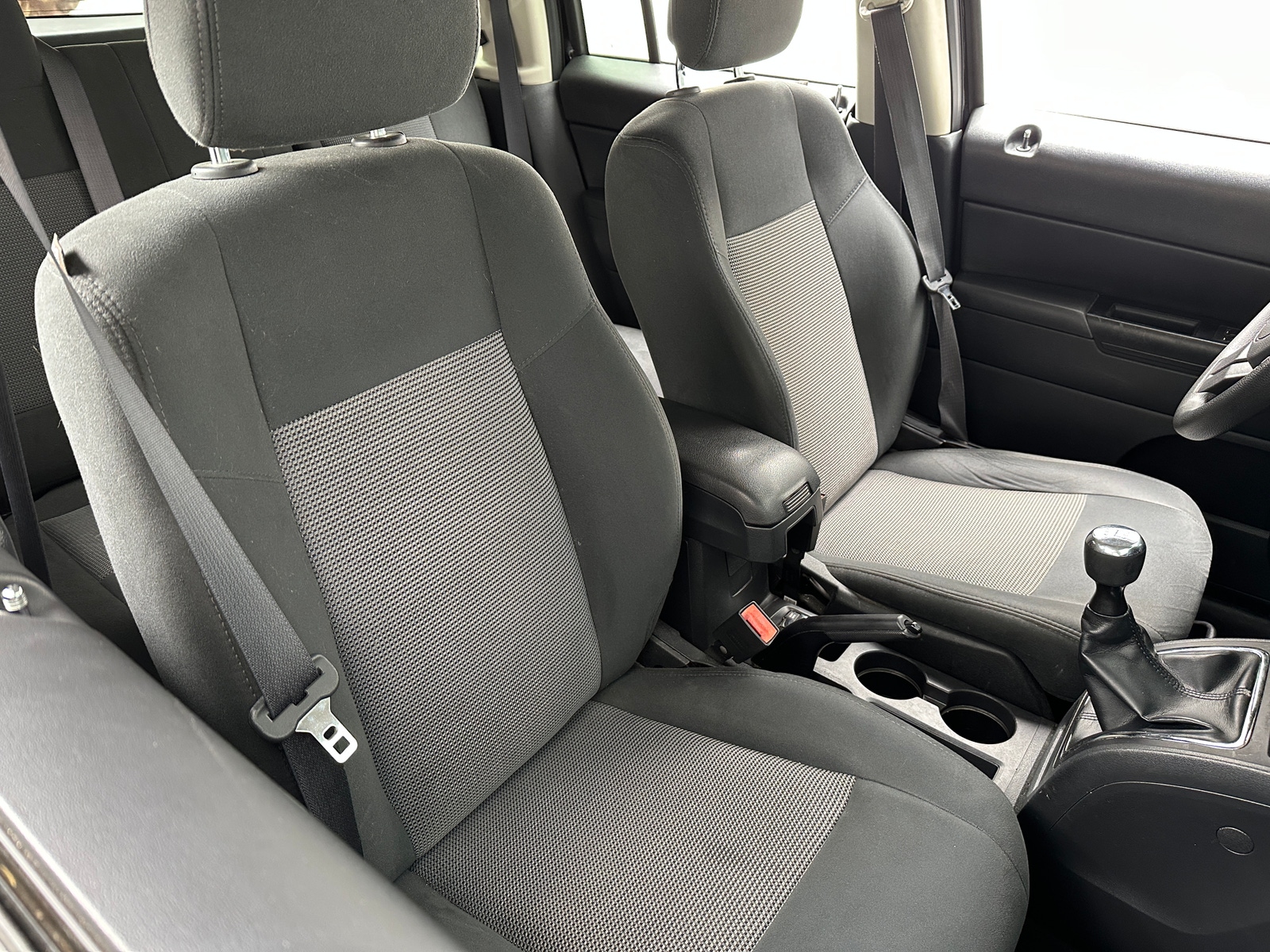 Thumbnail: 2016 Jeep Patriot - 2