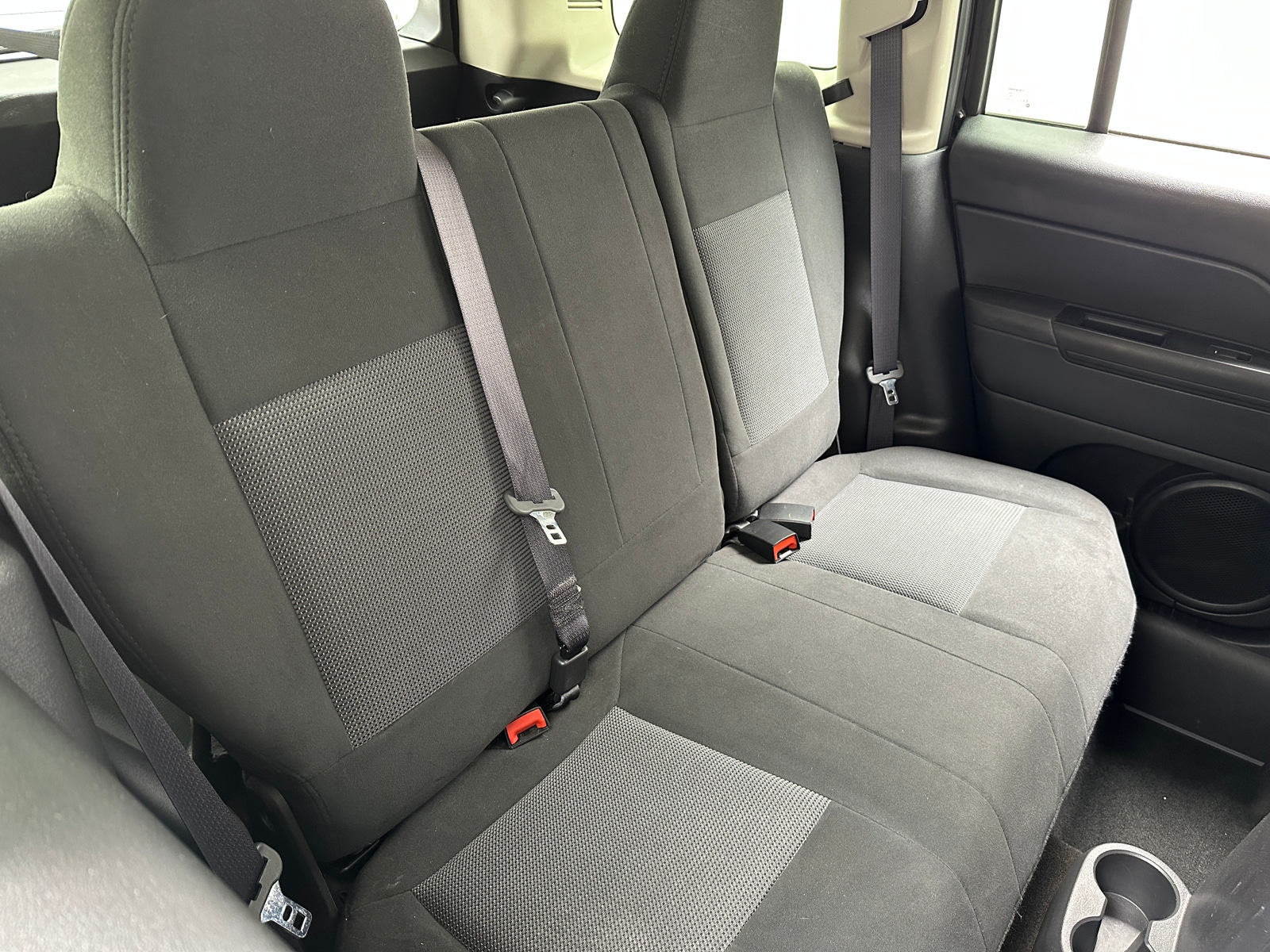 Thumbnail: 2016 Jeep Patriot - 6