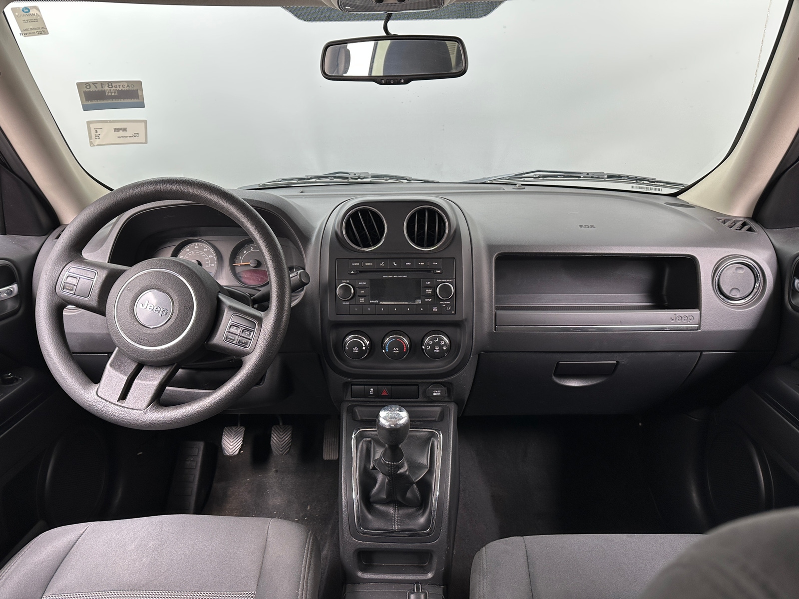 Thumbnail: 2016 Jeep Patriot - 3