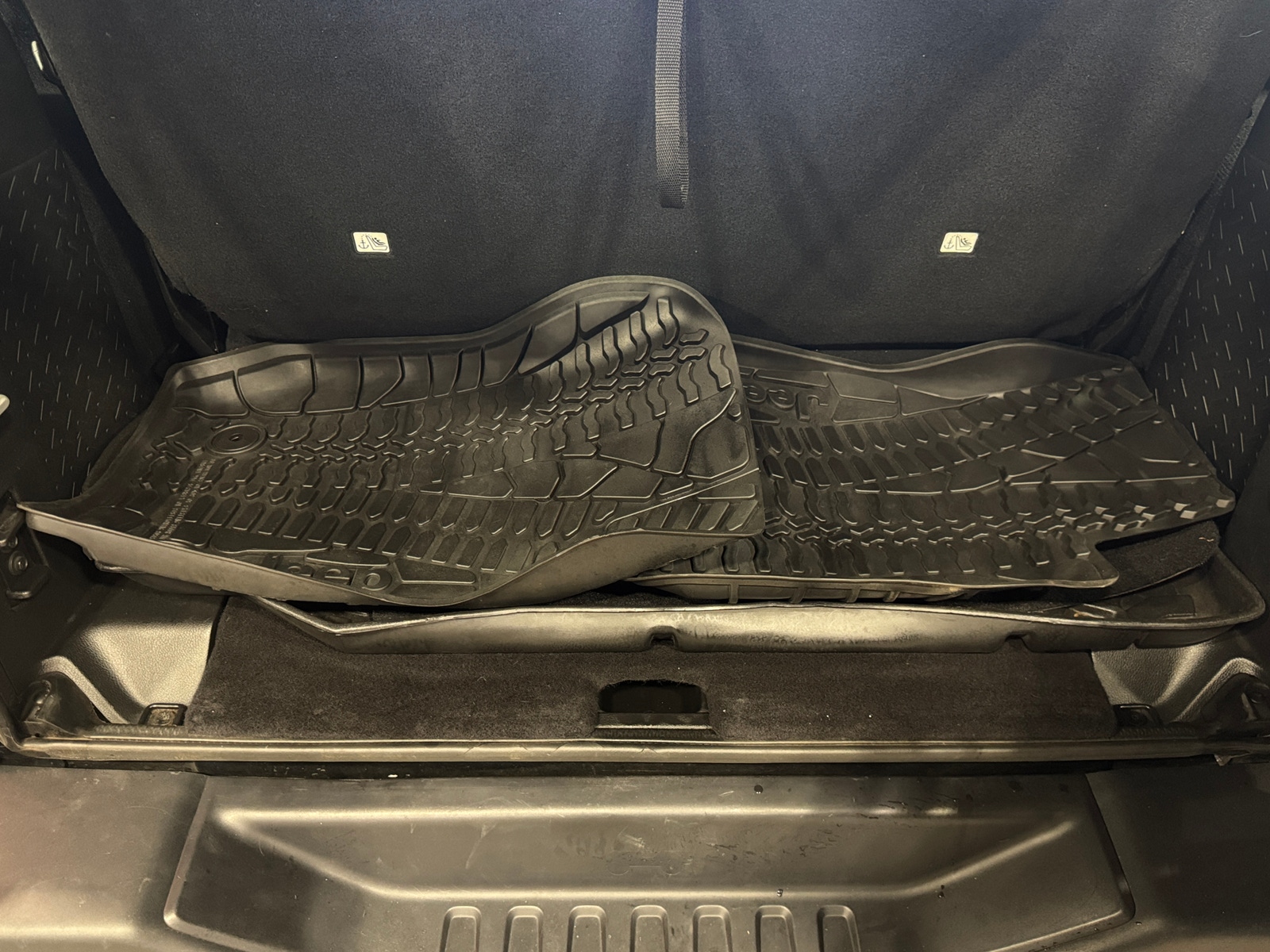 Thumbnail: 2016 Jeep Wrangler - 6