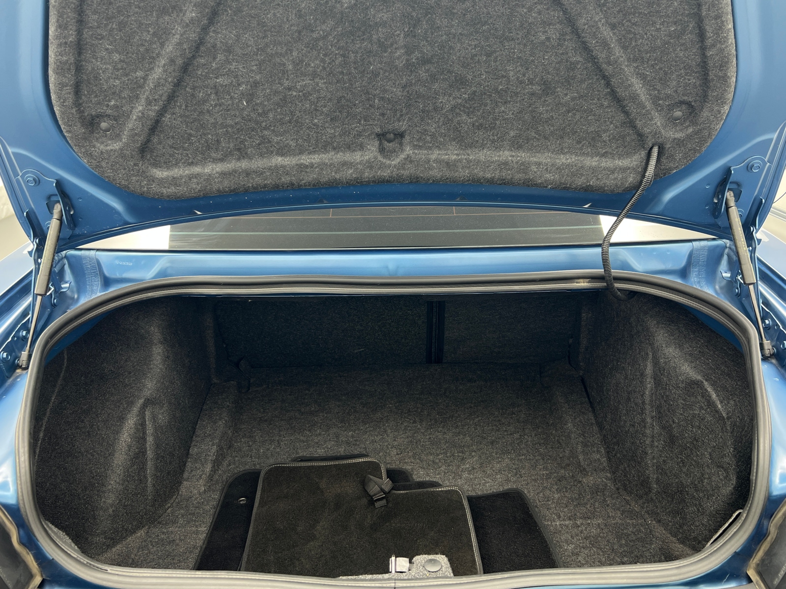 Thumbnail: 2022 Dodge Challenger - 4