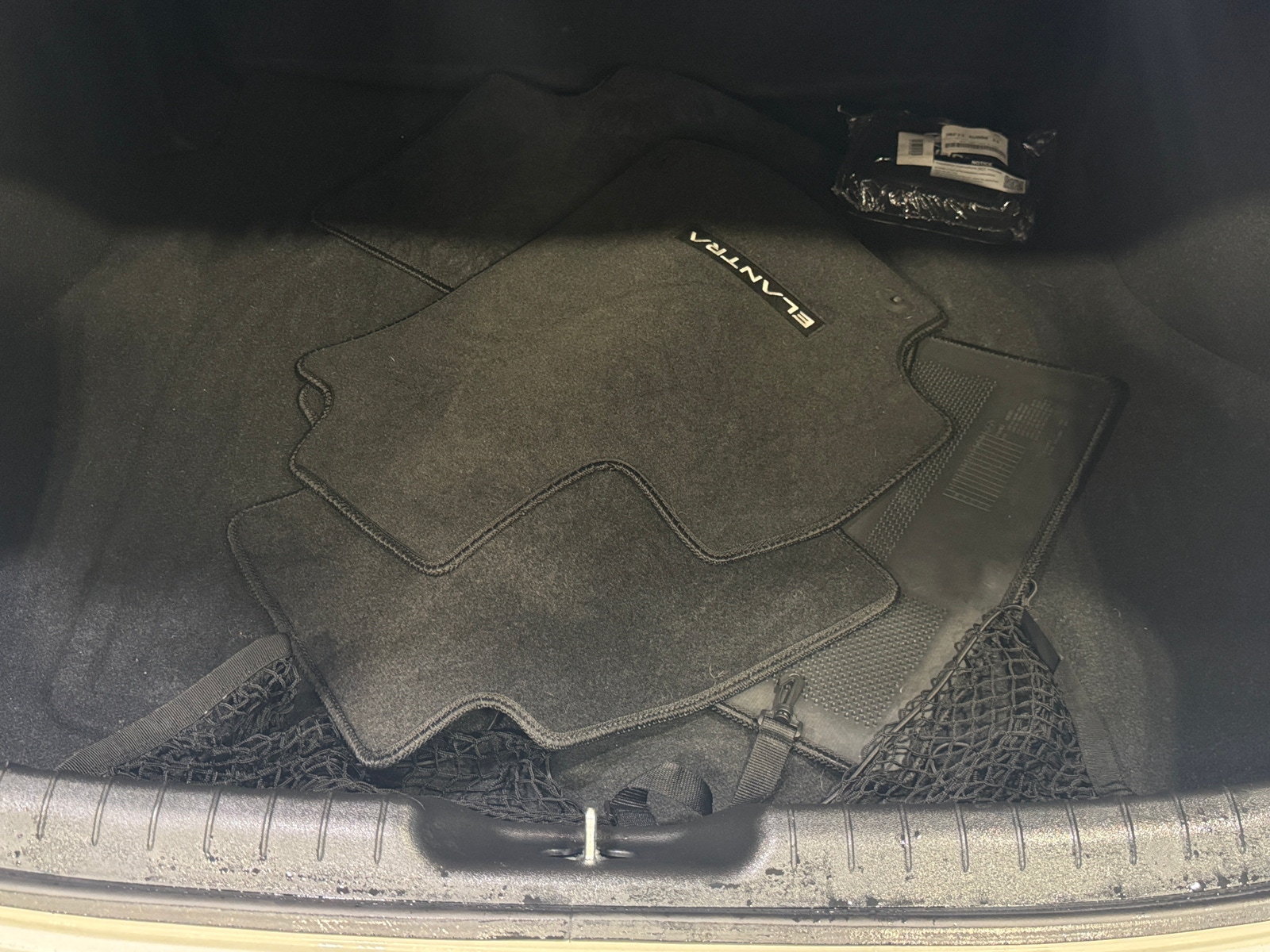 Thumbnail: 2024 Hyundai Elantra - 7