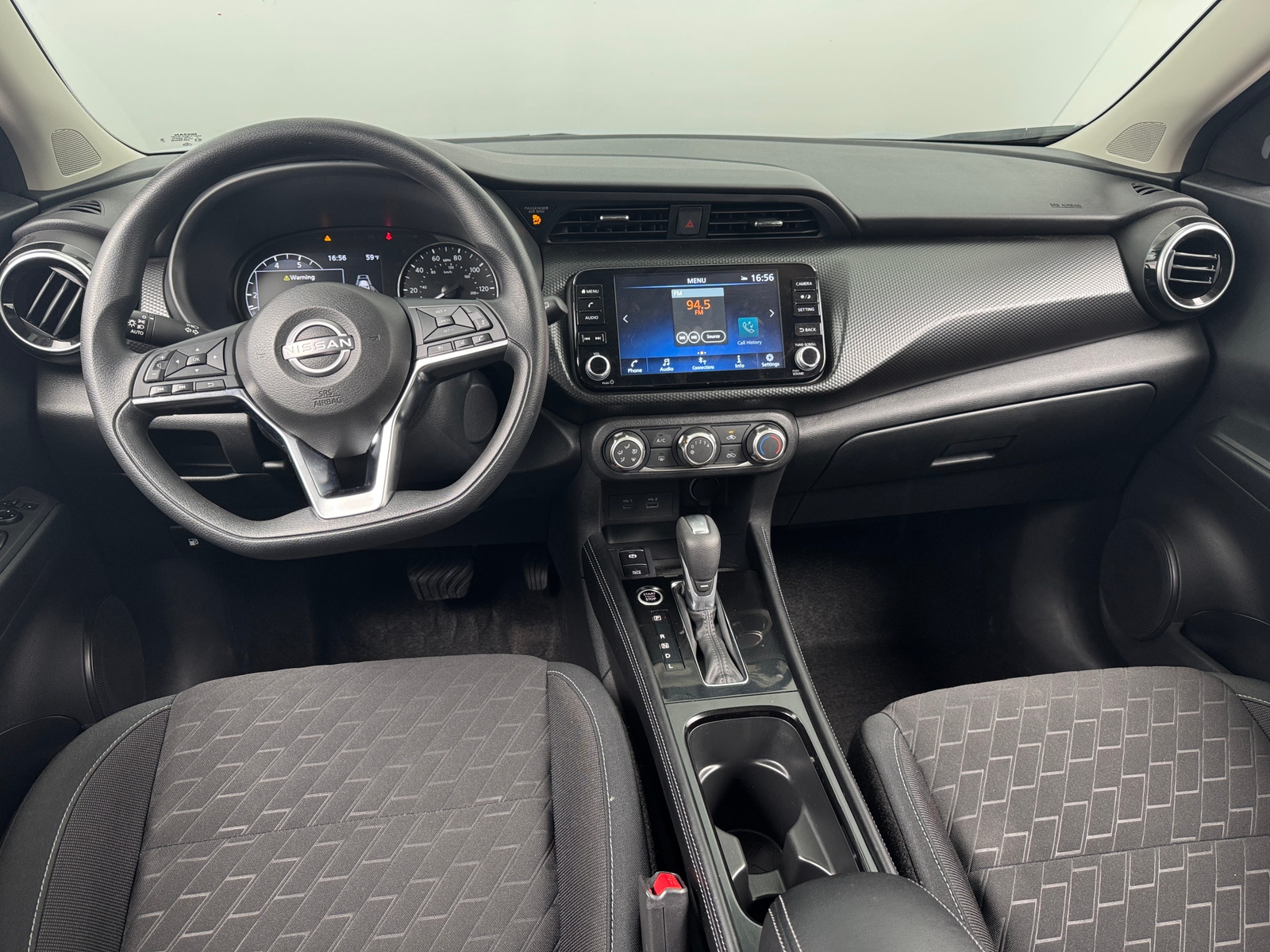 Thumbnail: 2024 Nissan Kicks - 3