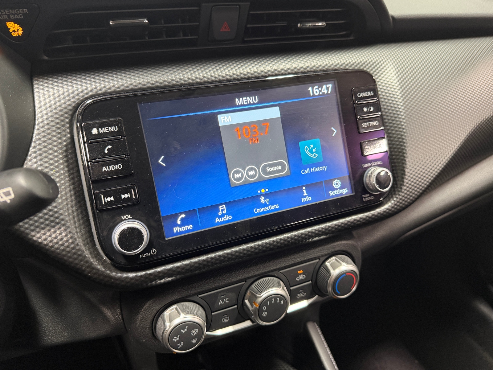 Thumbnail: 2024 Nissan Kicks - 4