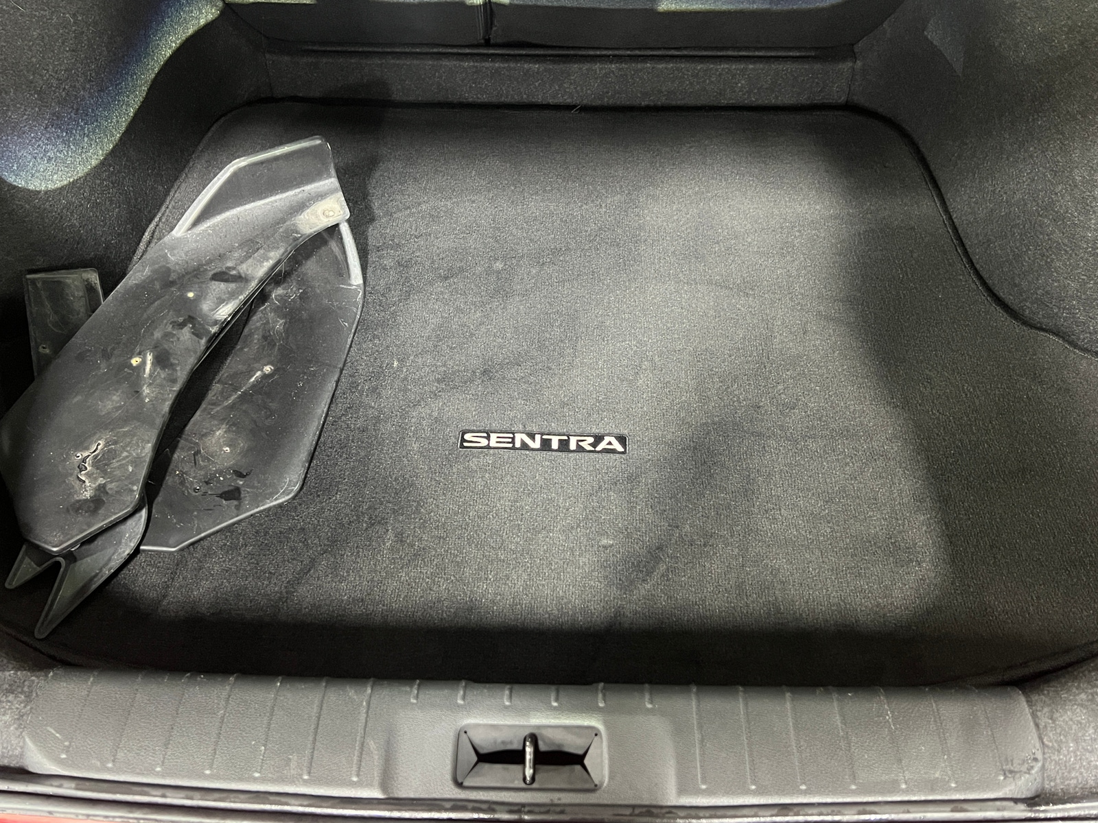 Thumbnail: 2023 Nissan Sentra - 7