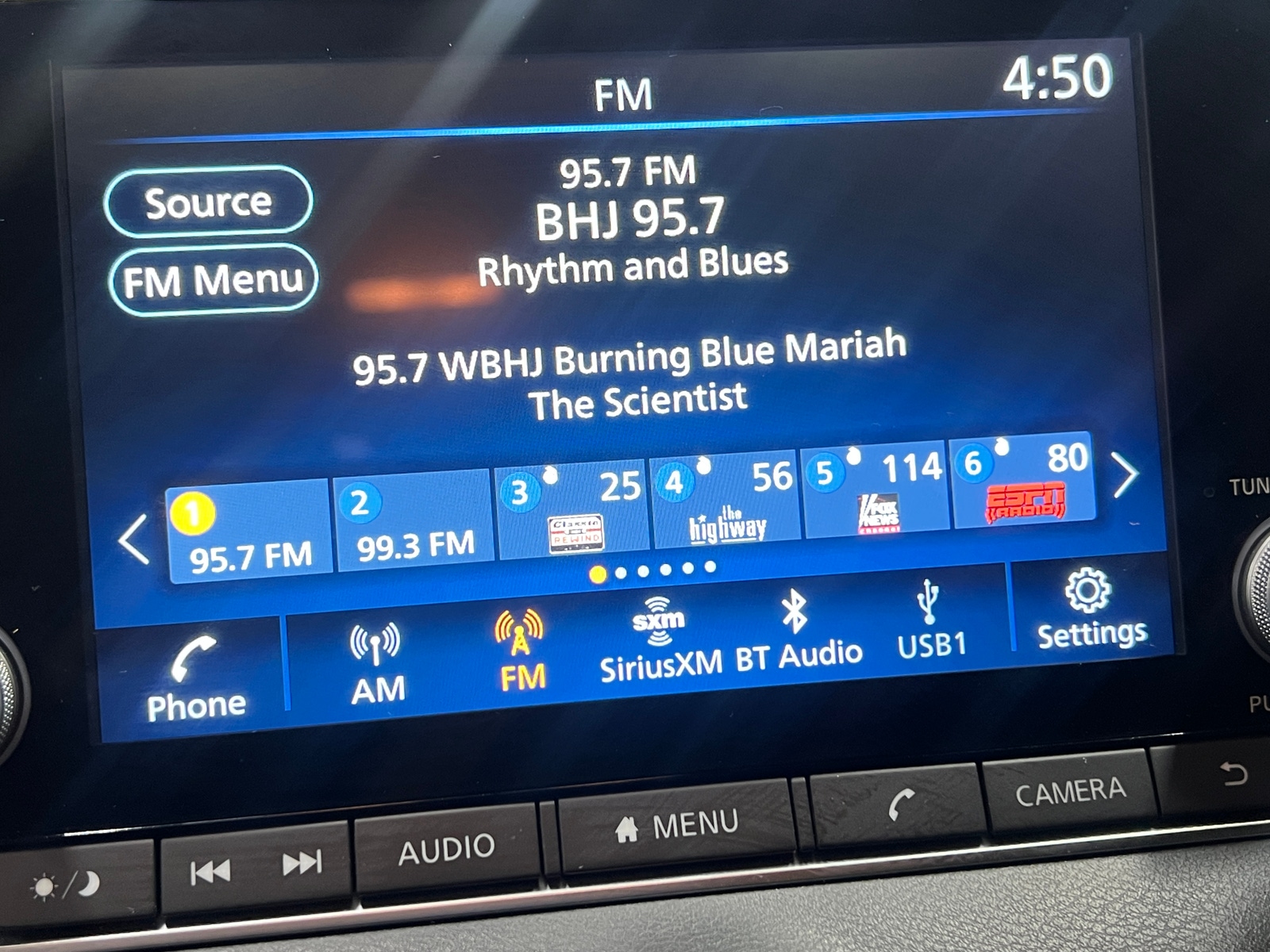 Thumbnail: 2023 Nissan Sentra - 4