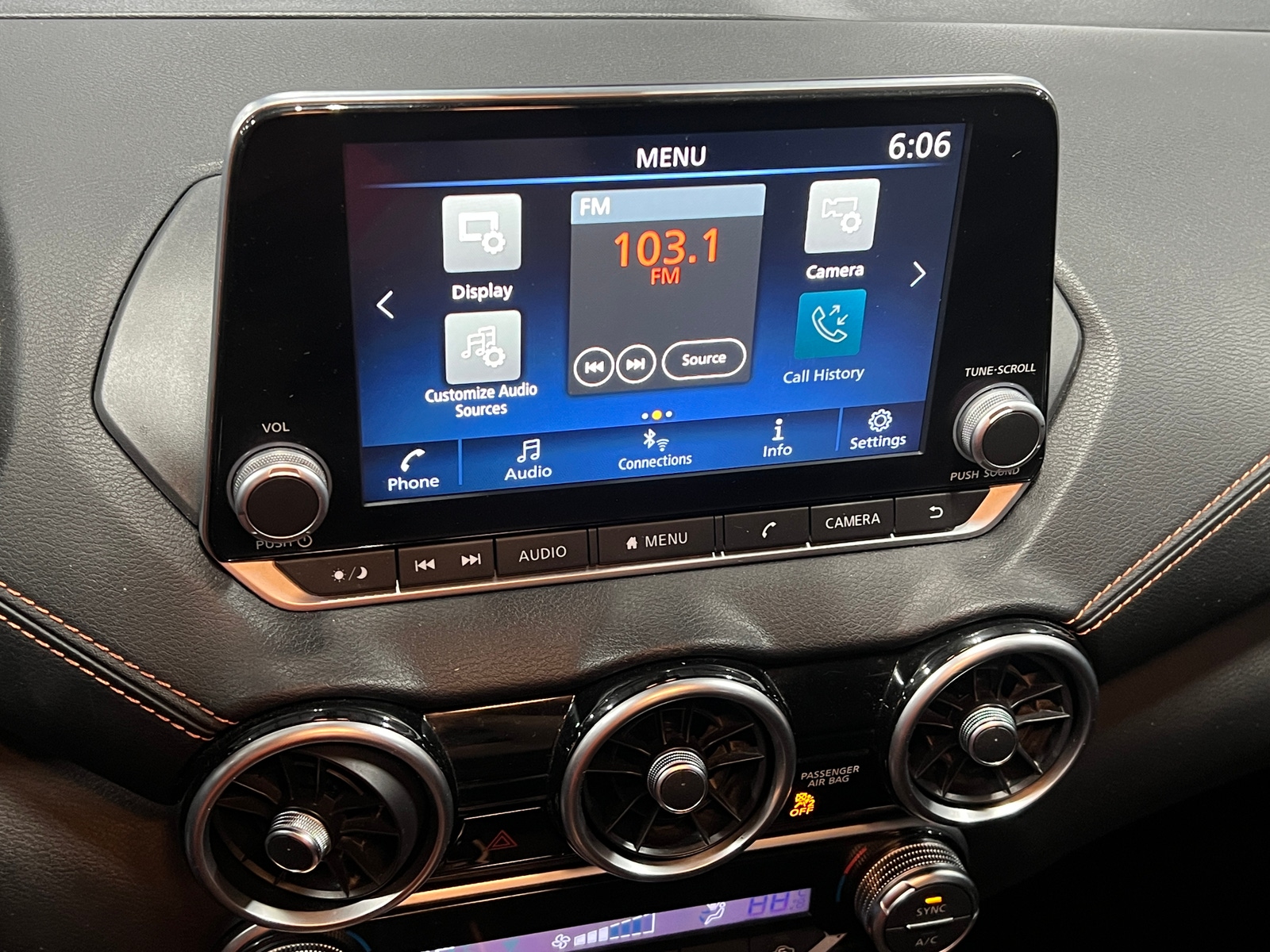 Thumbnail: 2023 Nissan Sentra - 3