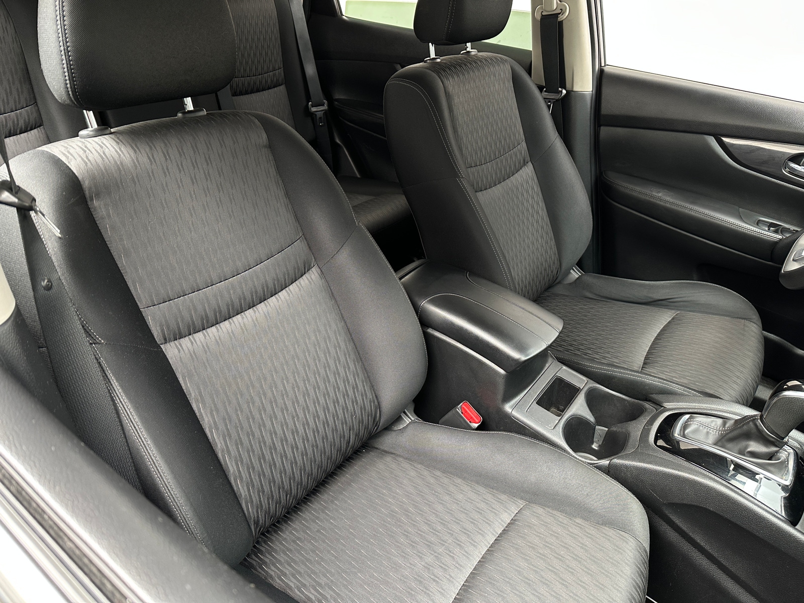 Thumbnail: 2018 Nissan Rogue - 2