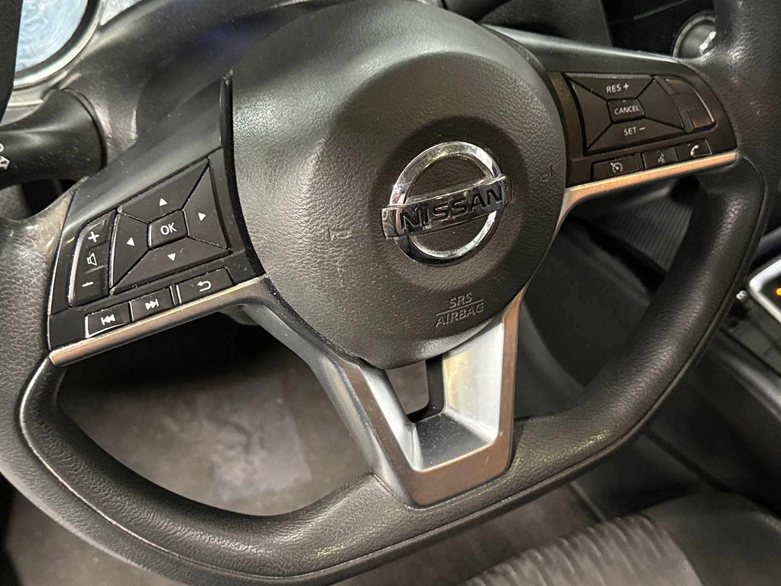 Thumbnail: 2018 Nissan Rogue - 5