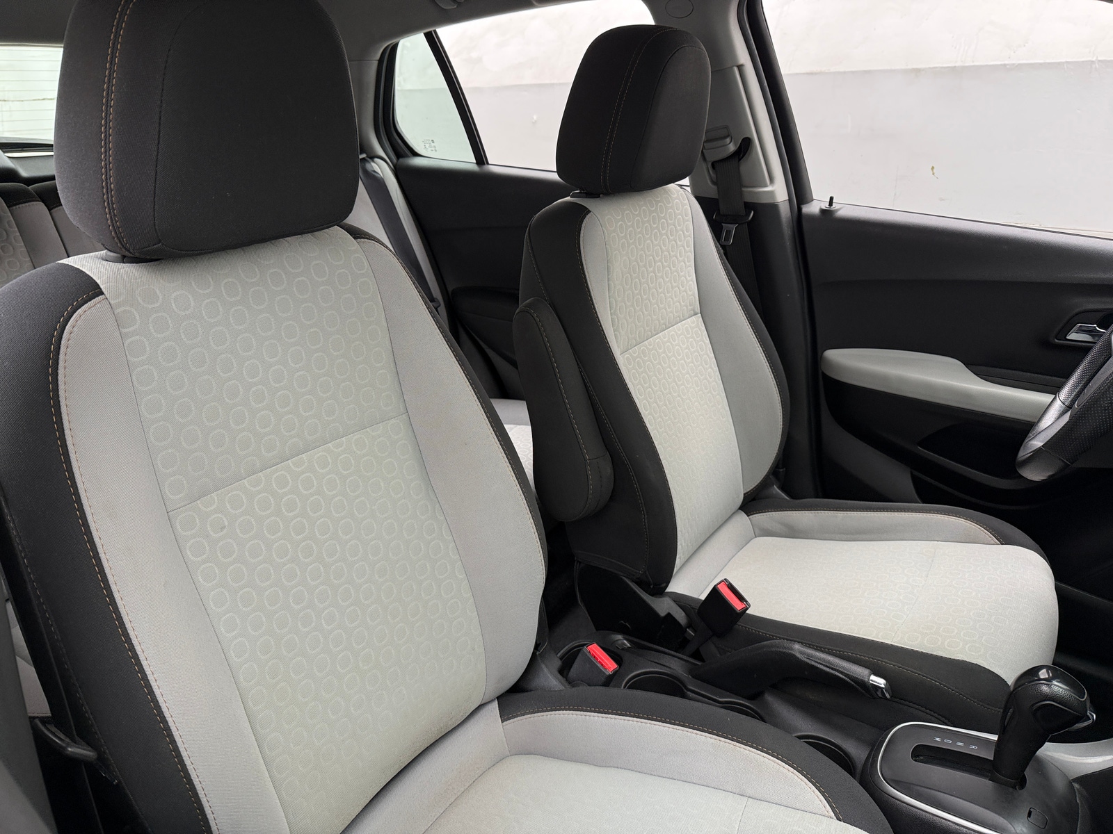 Thumbnail: 2019 Chevrolet Trax - 2