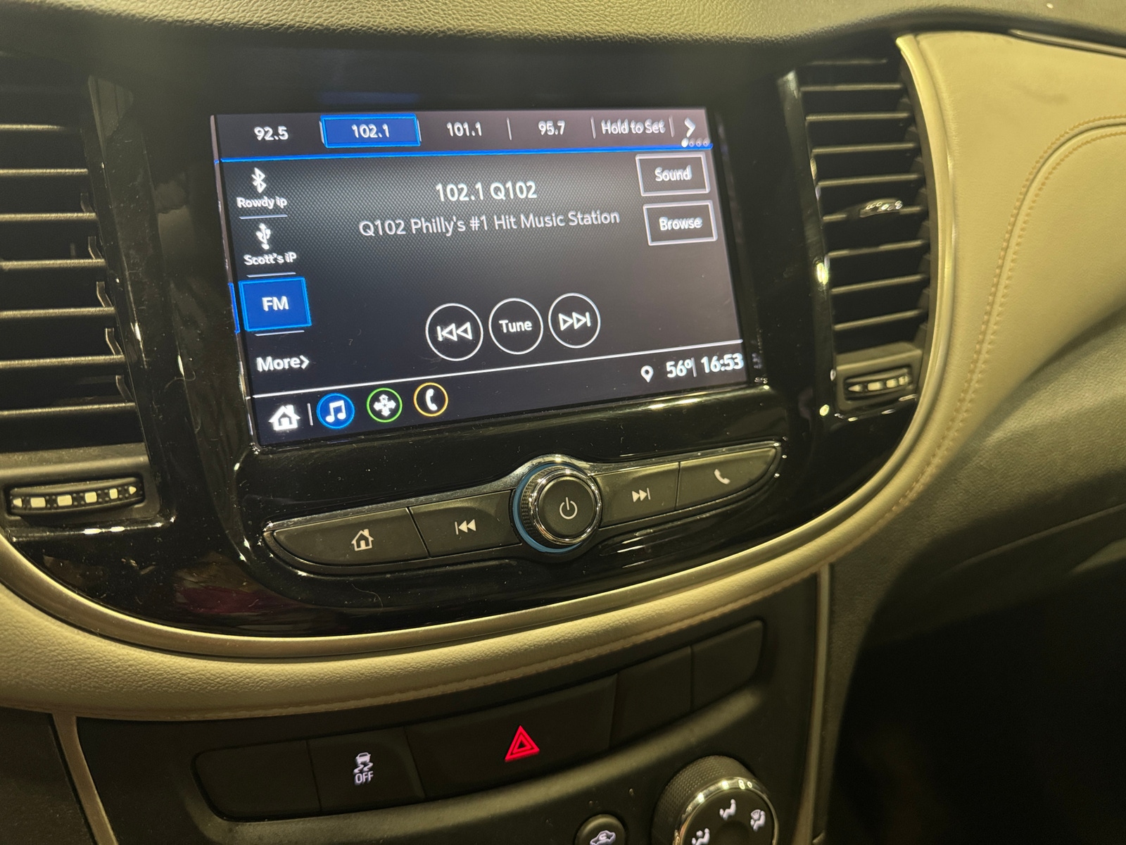 Thumbnail: 2019 Chevrolet Trax - 4