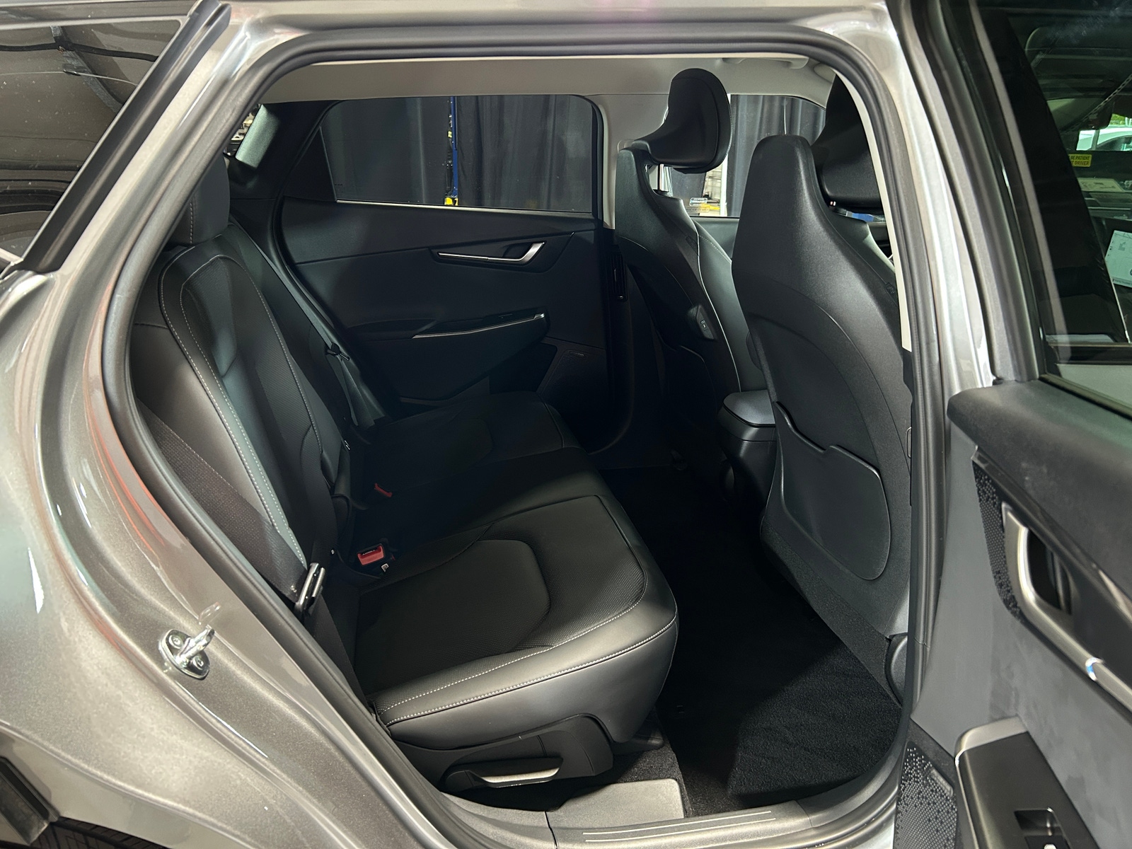 Thumbnail: 2024 Kia EV6 - 5