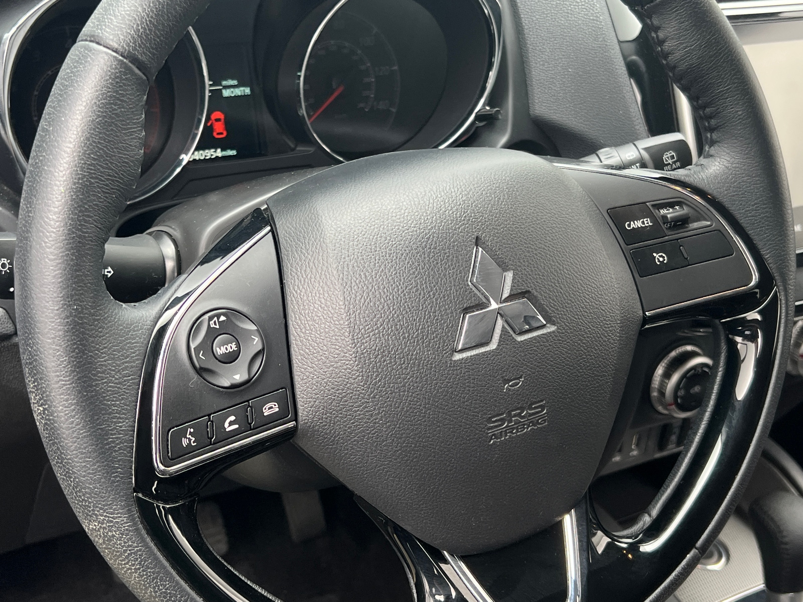 Thumbnail: 2022 Mitsubishi Outlander Sport - 5