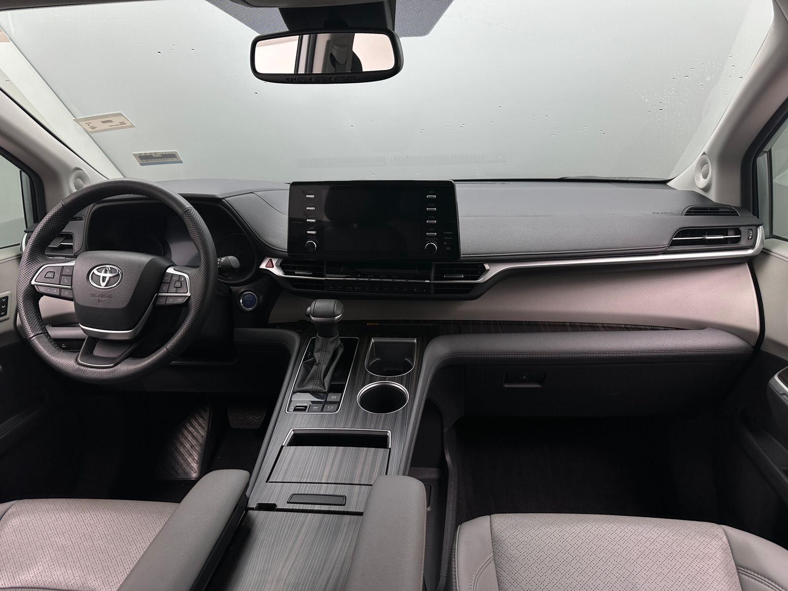 Thumbnail: 2024 Toyota Sienna - 2