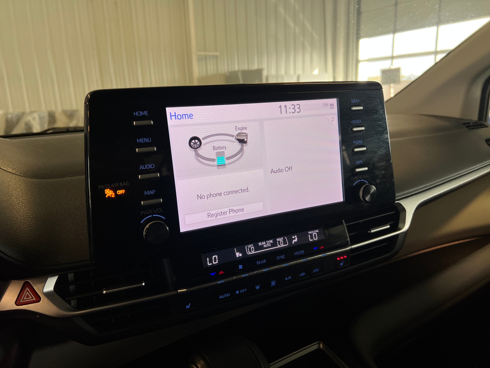 Thumbnail: 2021 Toyota Sienna - 3