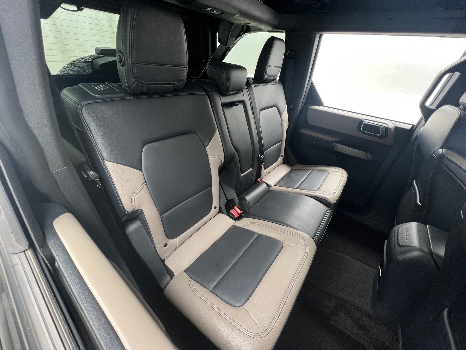 Thumbnail: 2022 Ford Bronco - 5