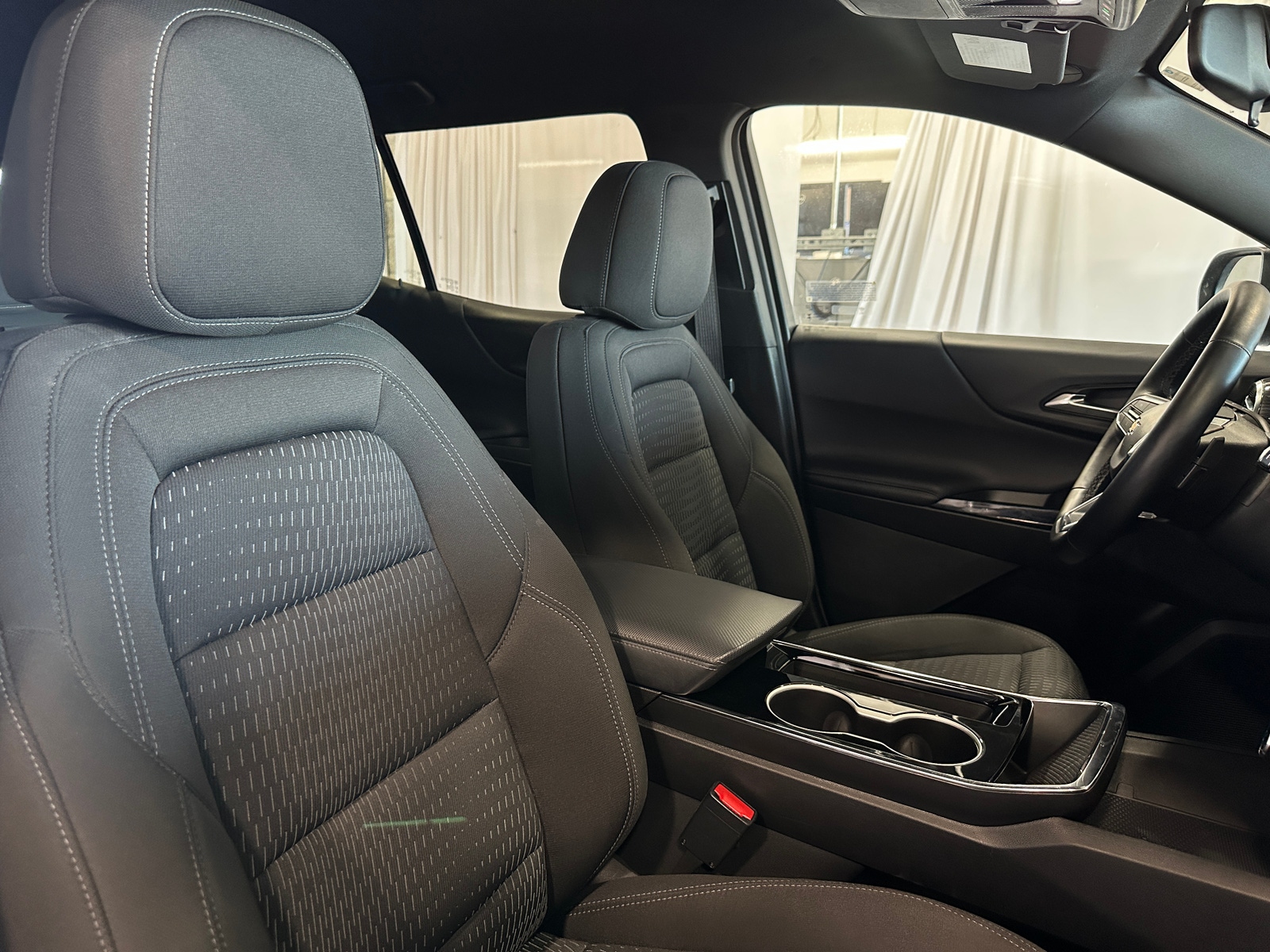 Thumbnail: 2025 Chevrolet Equinox - 2