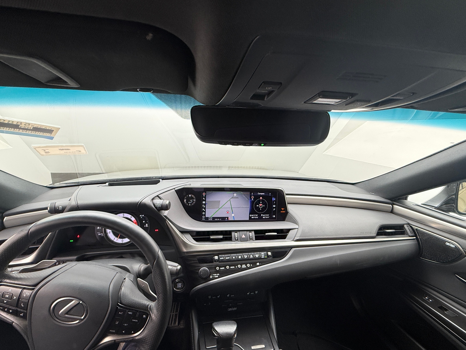 Thumbnail: 2020 Lexus ES - 2