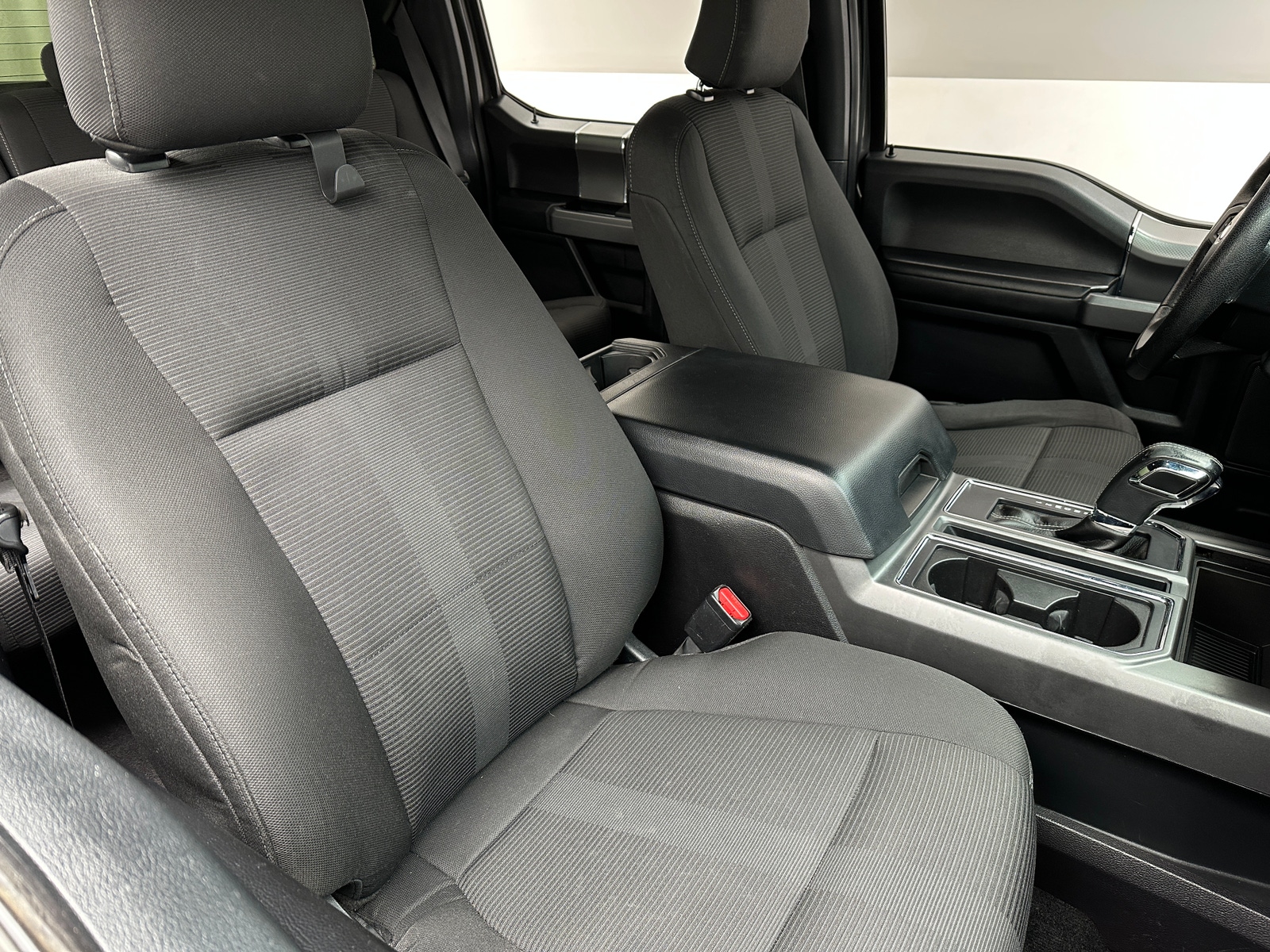 Thumbnail: 2015 Ford Econoline - 2