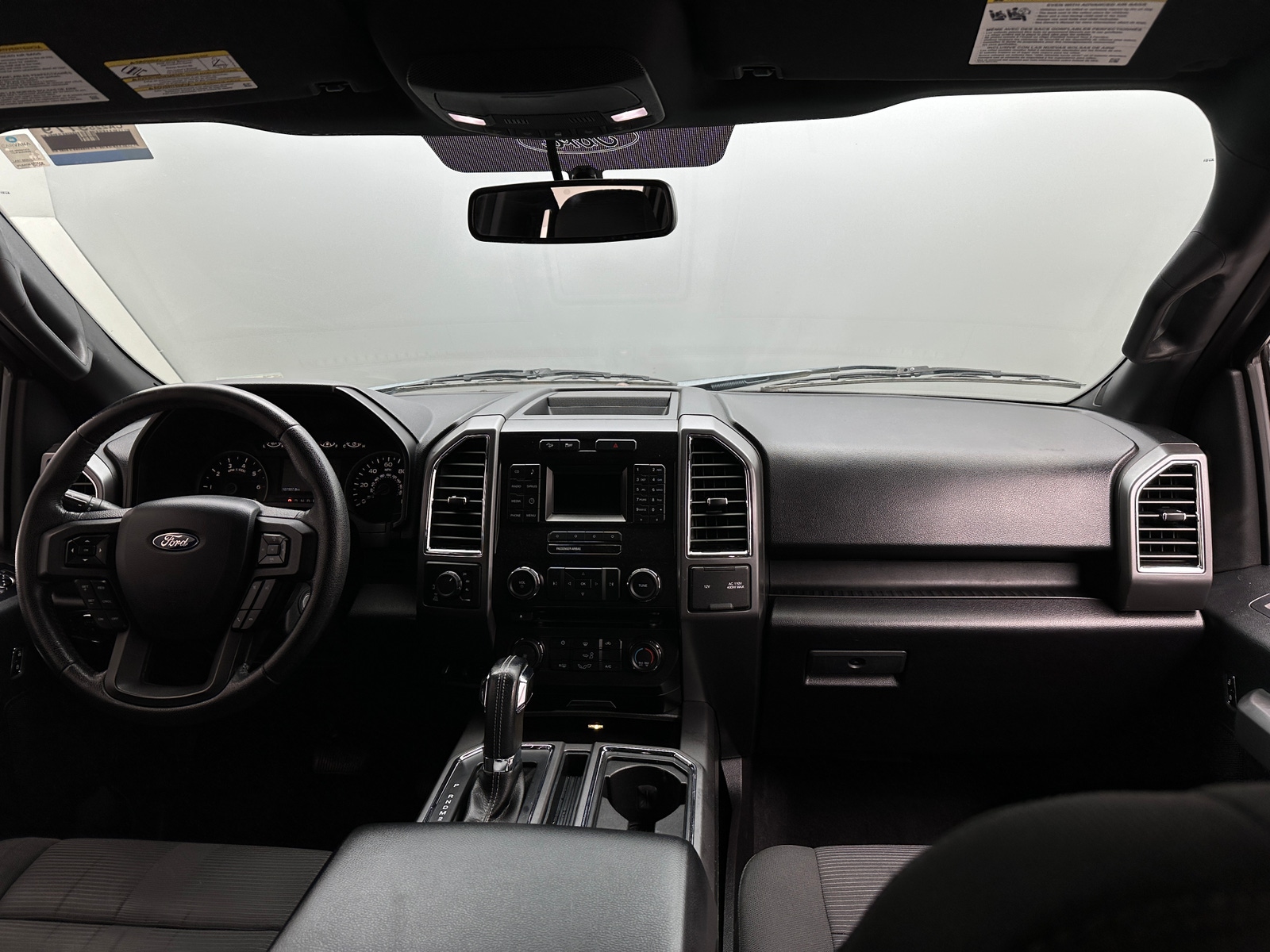 Thumbnail: 2015 Ford Econoline - 3