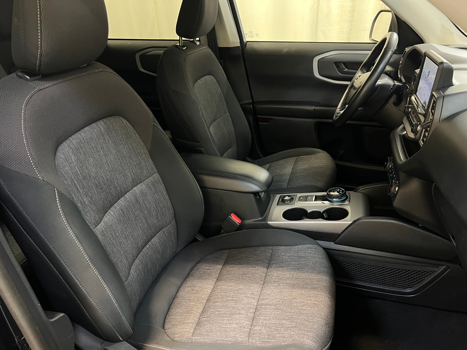 Thumbnail: 2022 Ford Bronco Sport - 2