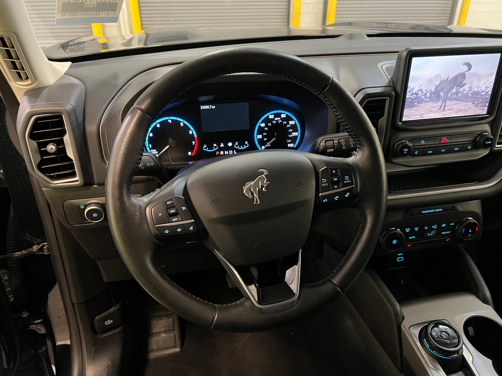 Thumbnail: 2022 Ford Bronco Sport - 5