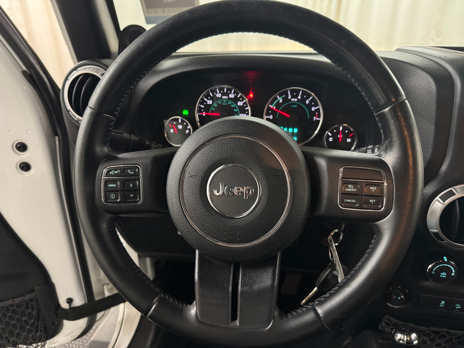 Thumbnail: 2012 Jeep Wrangler - 5