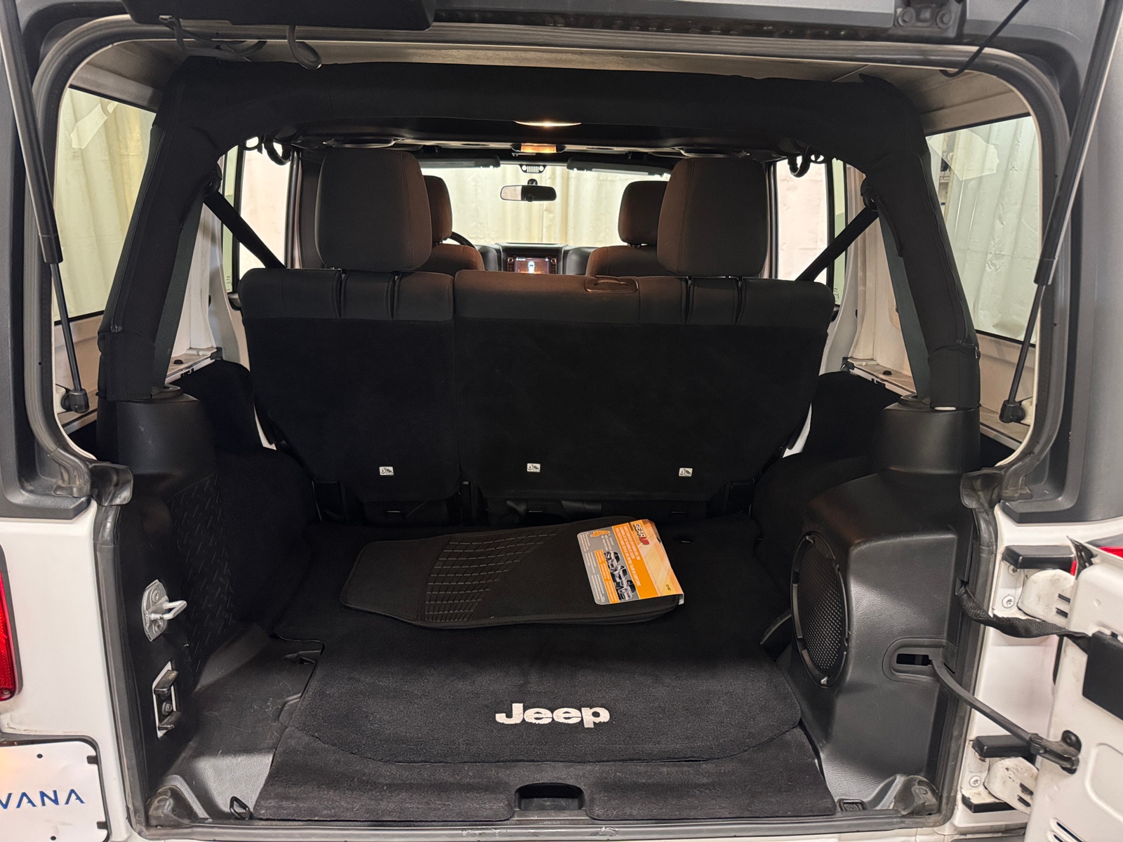 Thumbnail: 2012 Jeep Wrangler - 7