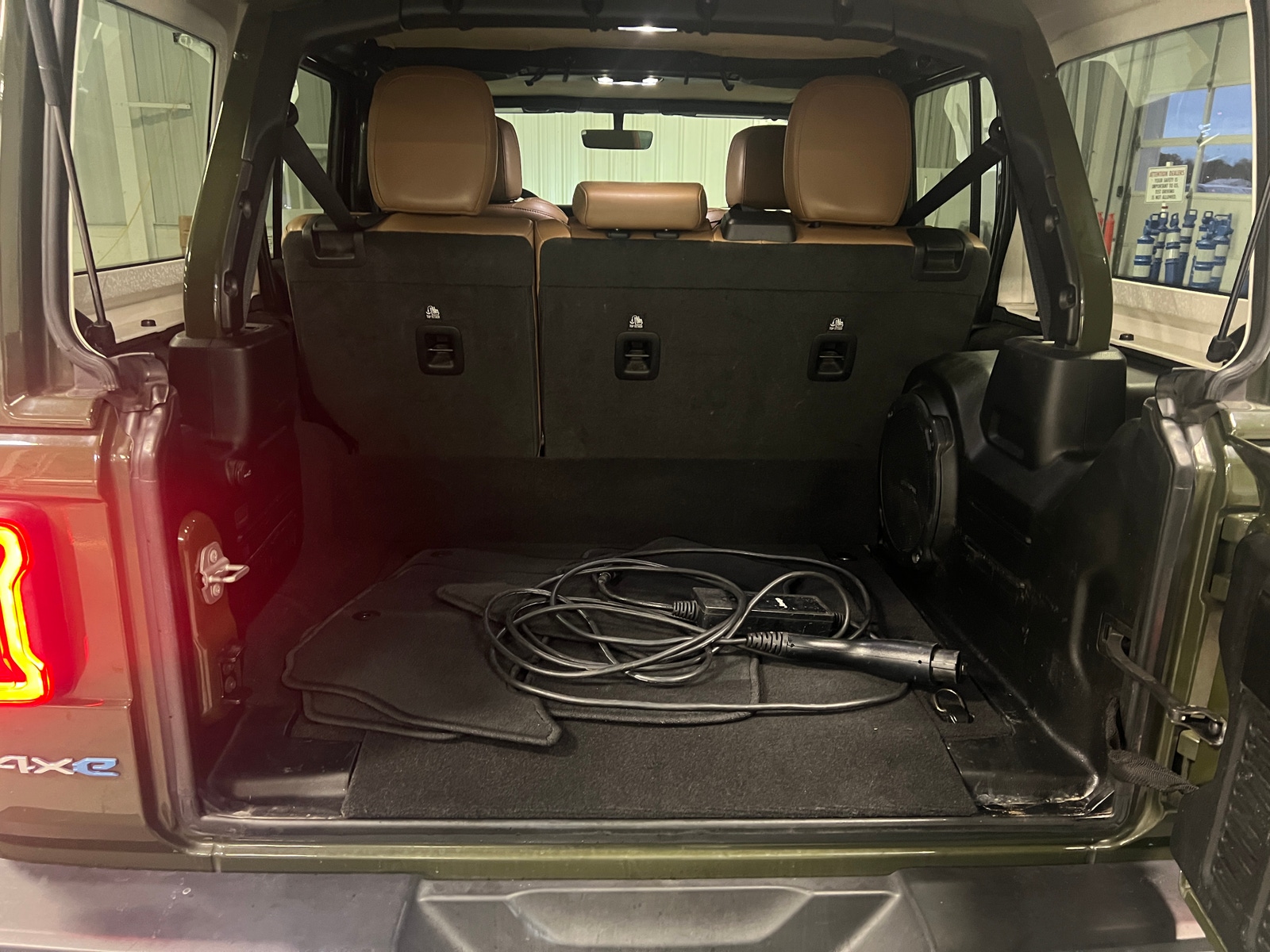 Thumbnail: 2022 Jeep Wrangler - 6