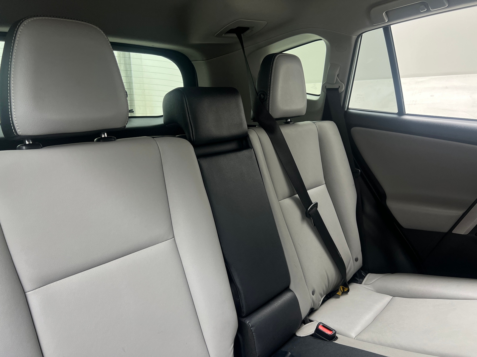 Thumbnail: 2018 Toyota RAV4 - 5