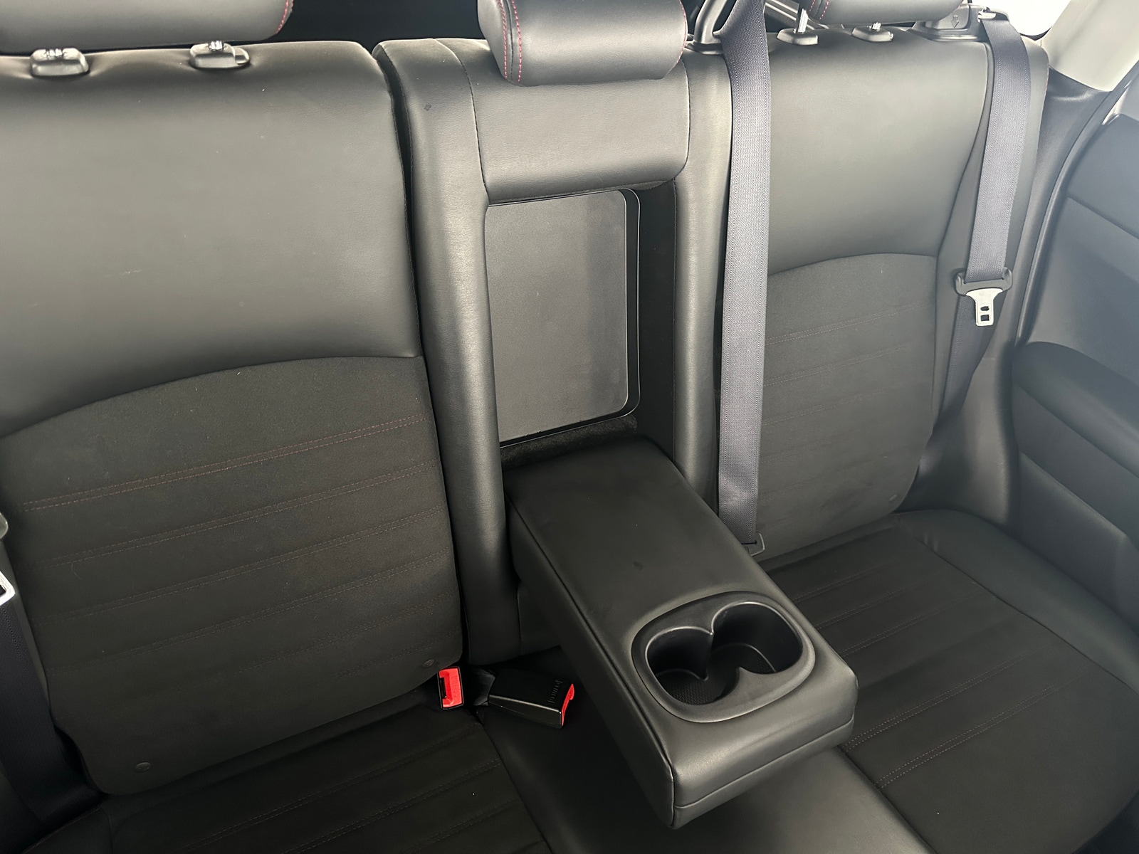 Thumbnail: 2023 Mitsubishi Outlander Sport - 5