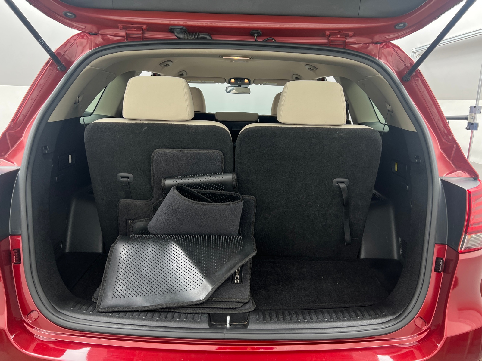 Thumbnail: 2020 Kia Sorento - 7