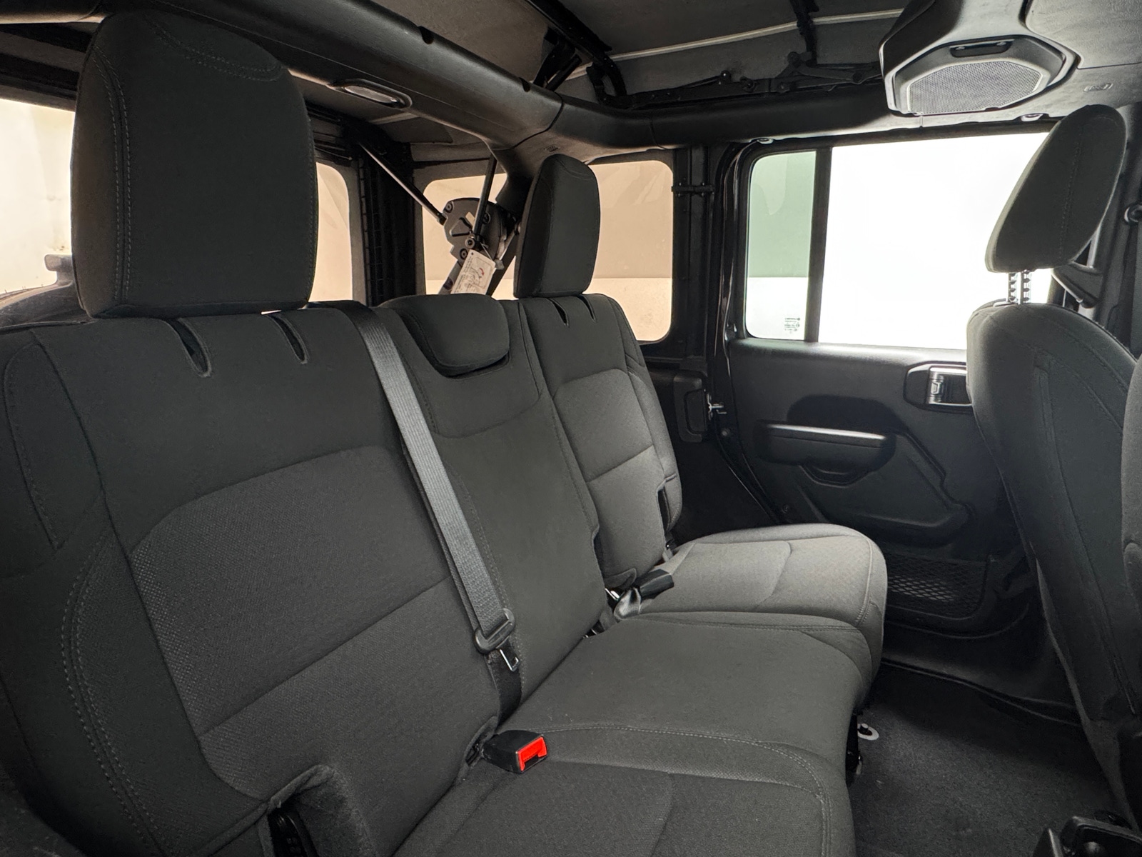 Thumbnail: 2022 Jeep Wrangler - 6