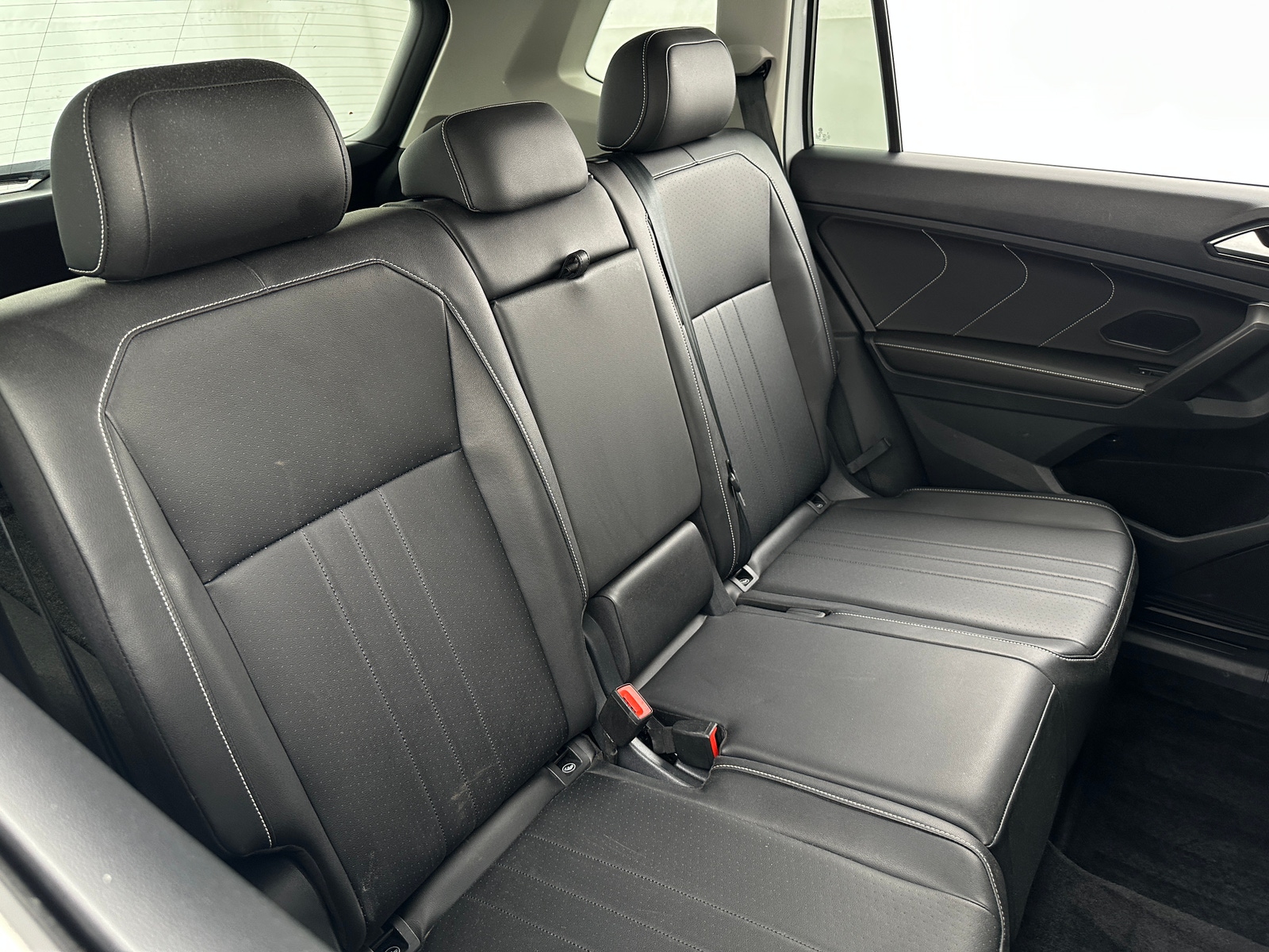 Thumbnail: 2024 Volkswagen Tiguan - 5