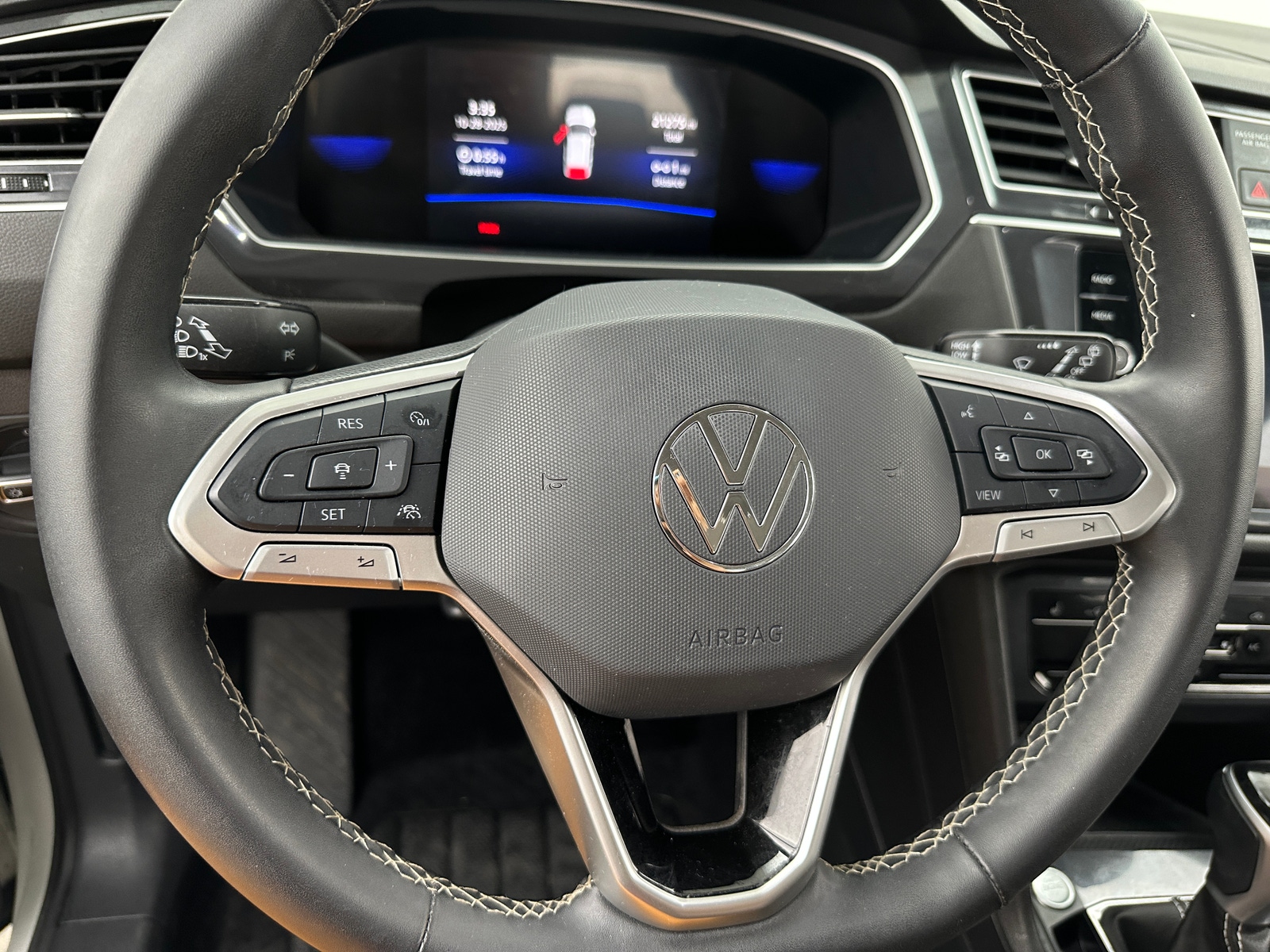 Thumbnail: 2024 Volkswagen Tiguan - 4