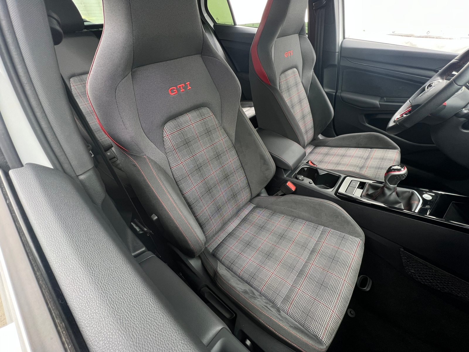 Thumbnail: 2024 Volkswagen Golf - 2