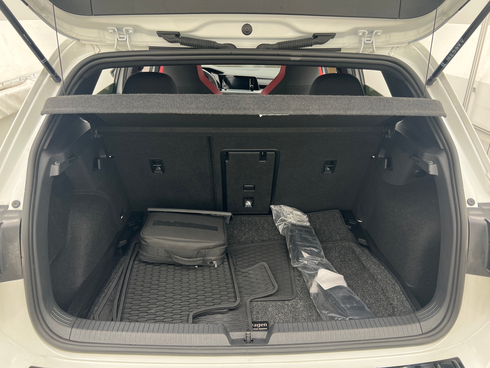 Thumbnail: 2024 Volkswagen Golf - 7