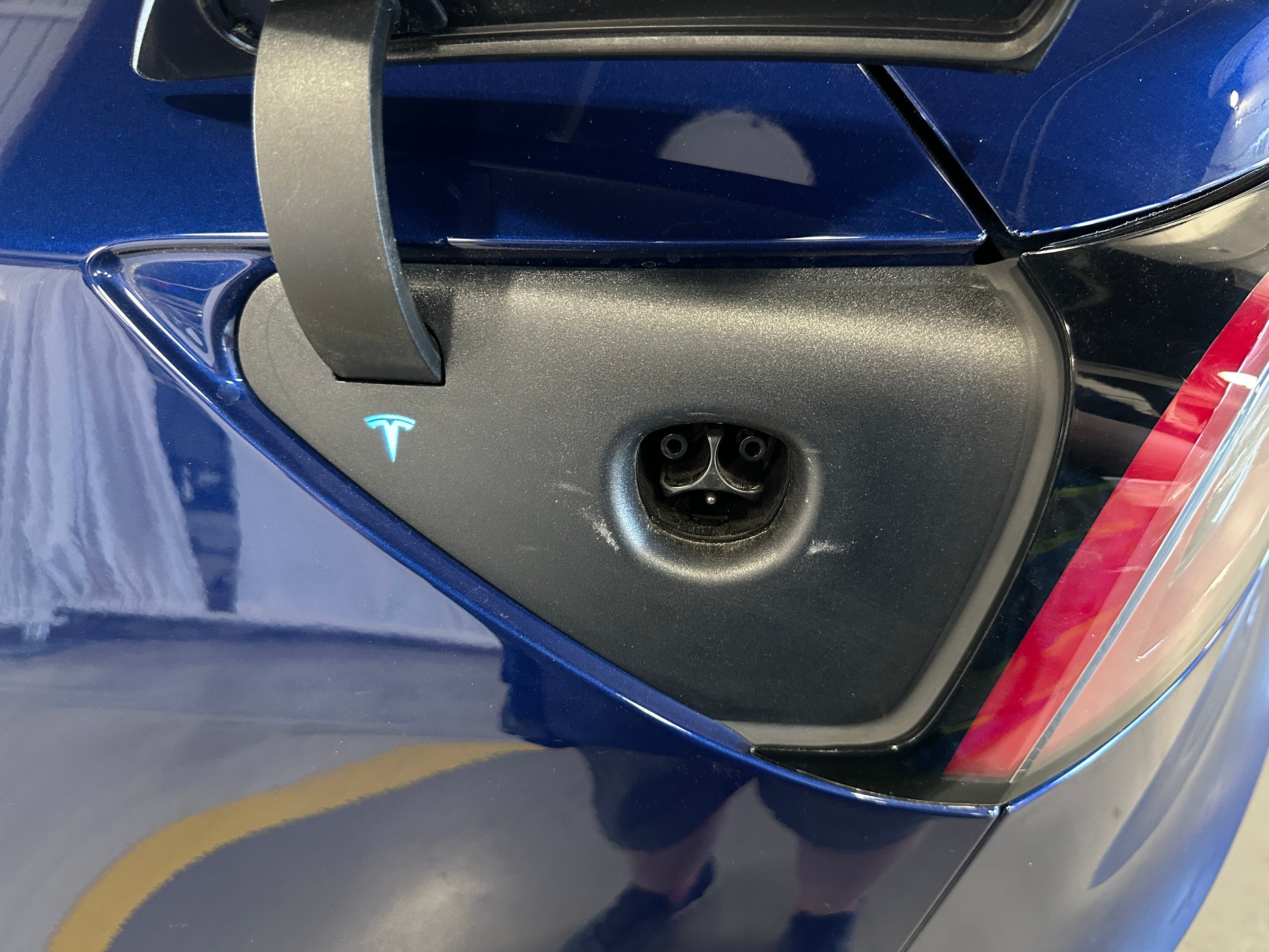 Used 2018 Tesla Model 3 Long Range Dual Motor with VIN 5YJ3E1EB0JF133844 for sale in Oak Creek, WI