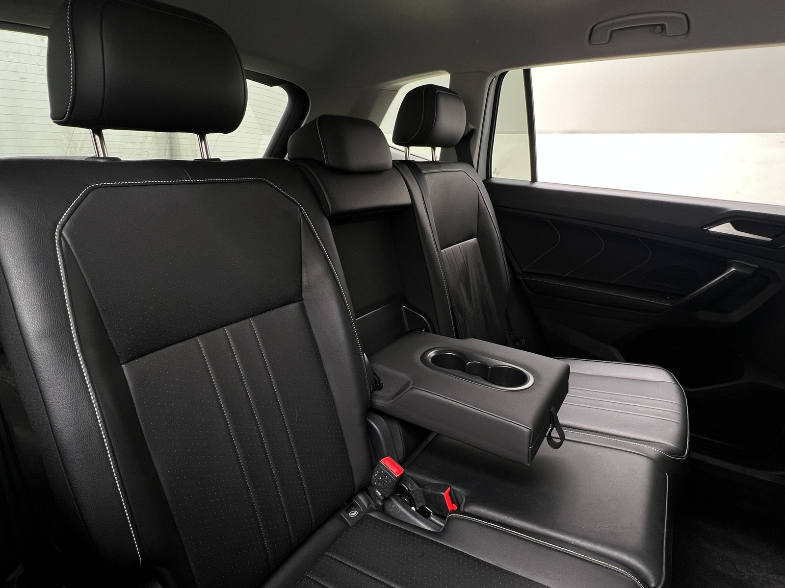 Thumbnail: 2024 Volkswagen Tiguan - 5