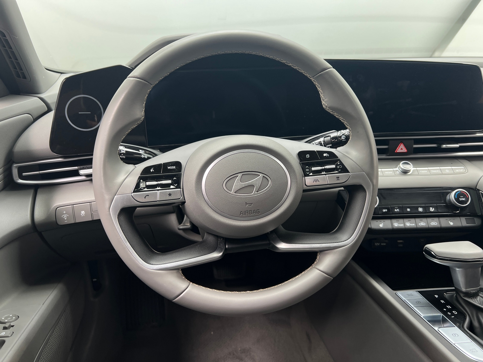 Thumbnail: 2024 Hyundai Elantra - 5