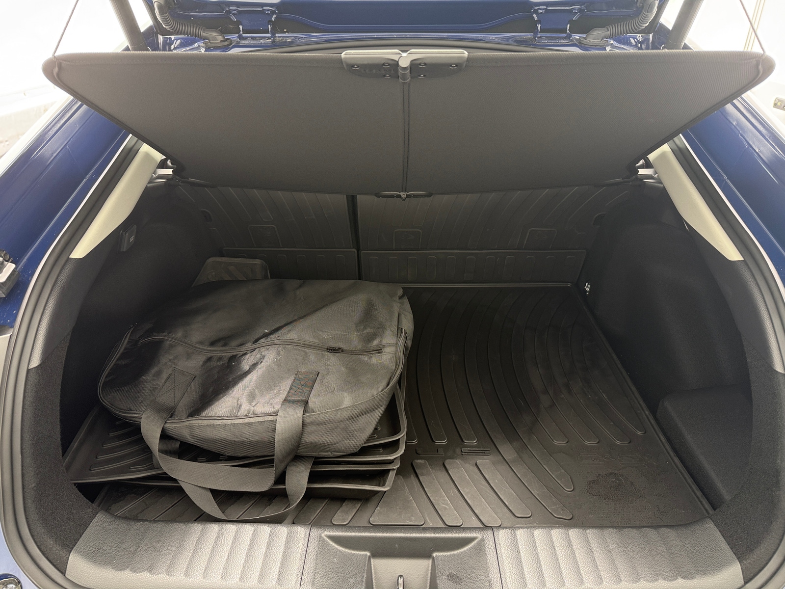 Thumbnail: 2025 Toyota Prius - 6