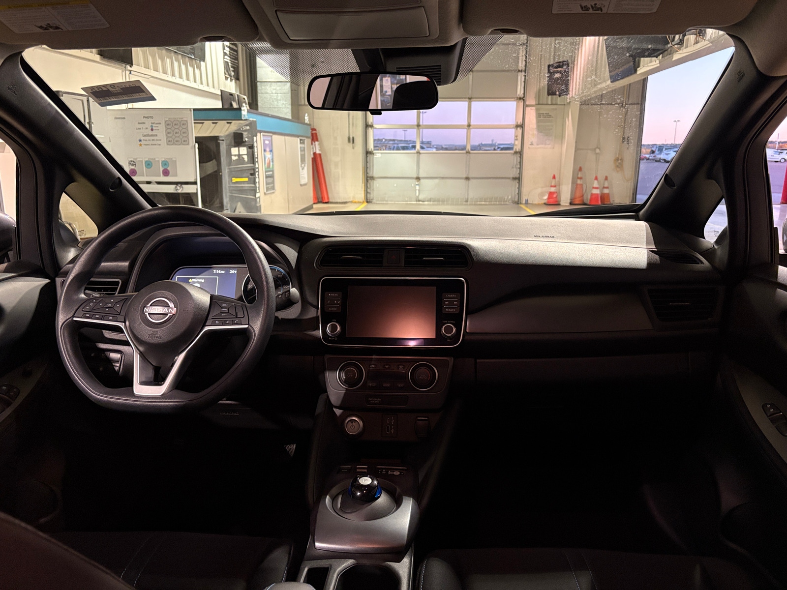 Thumbnail: 2024 Nissan Leaf - 3