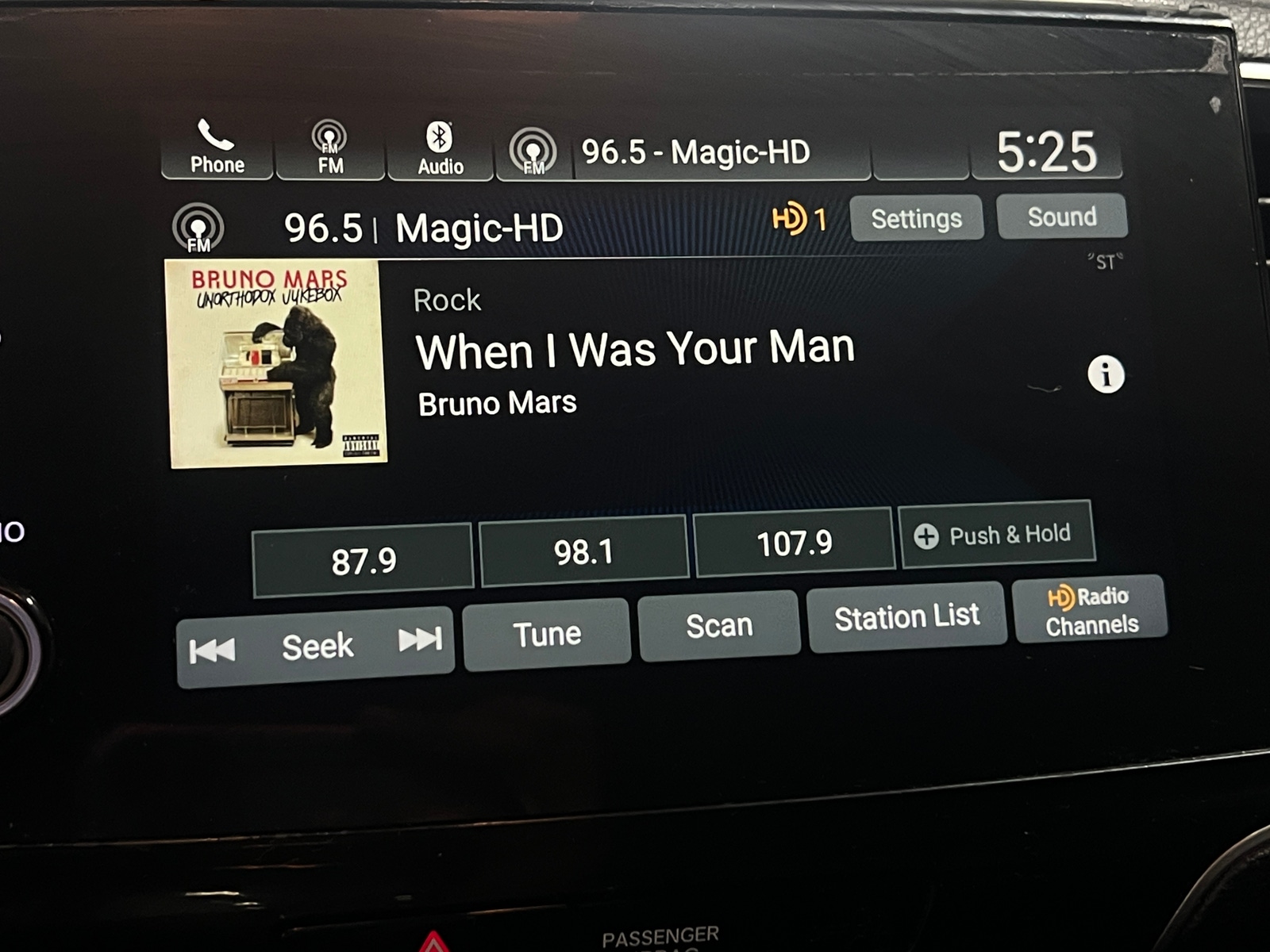 Thumbnail: 2022 Honda Pilot - 3